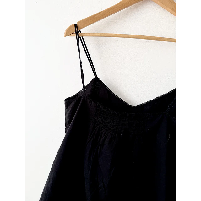 Polera negra (S)