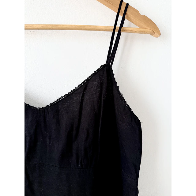 Polera negra (S)