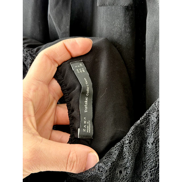 Polera encaje (S)