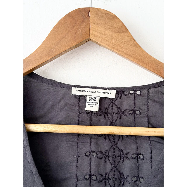 Blusa bordada (XS/S)