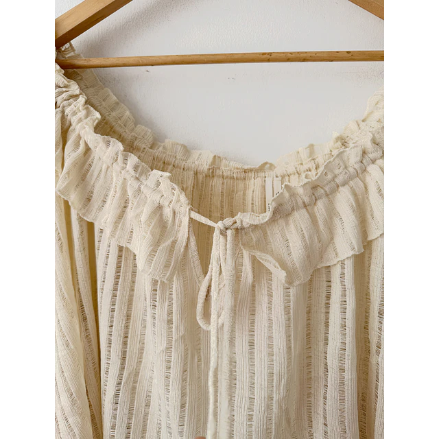 Blusa volados (M)