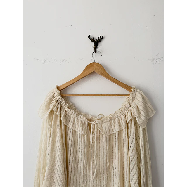 Blusa volados (M)