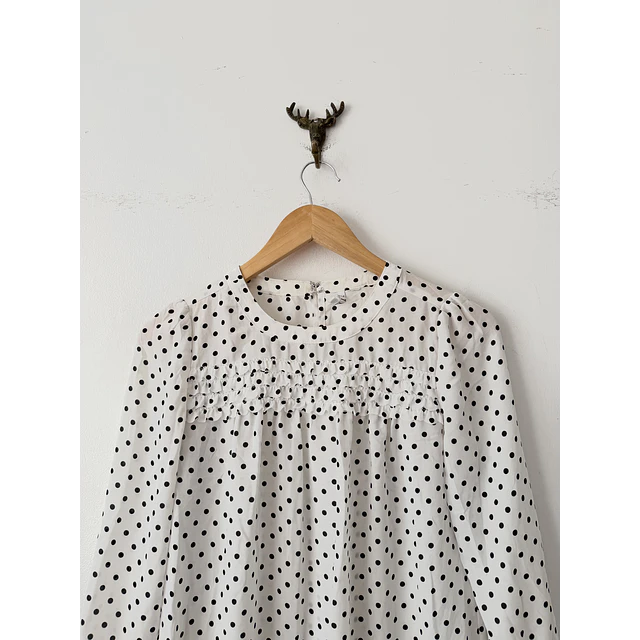 Blusa puntitos (S)