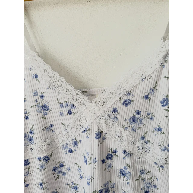 Polera florecitas (ML)