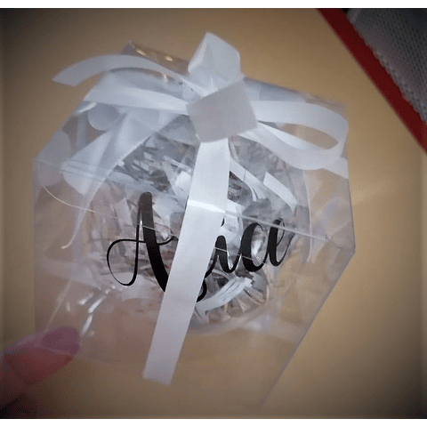 Bola de Natal Transparente decorada e com silhueta
