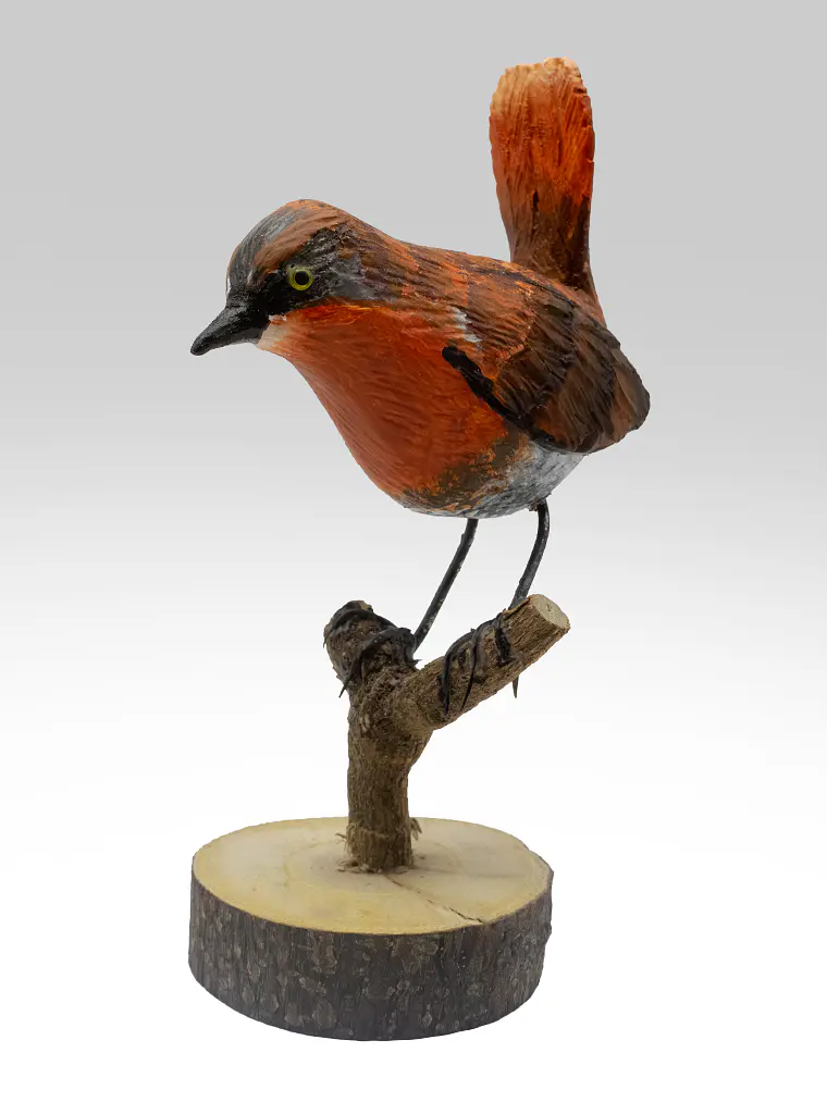 Chucao en pedestal 1