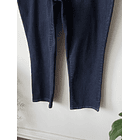 Jeans azul oscuros. Talla: 18 (XL) 4