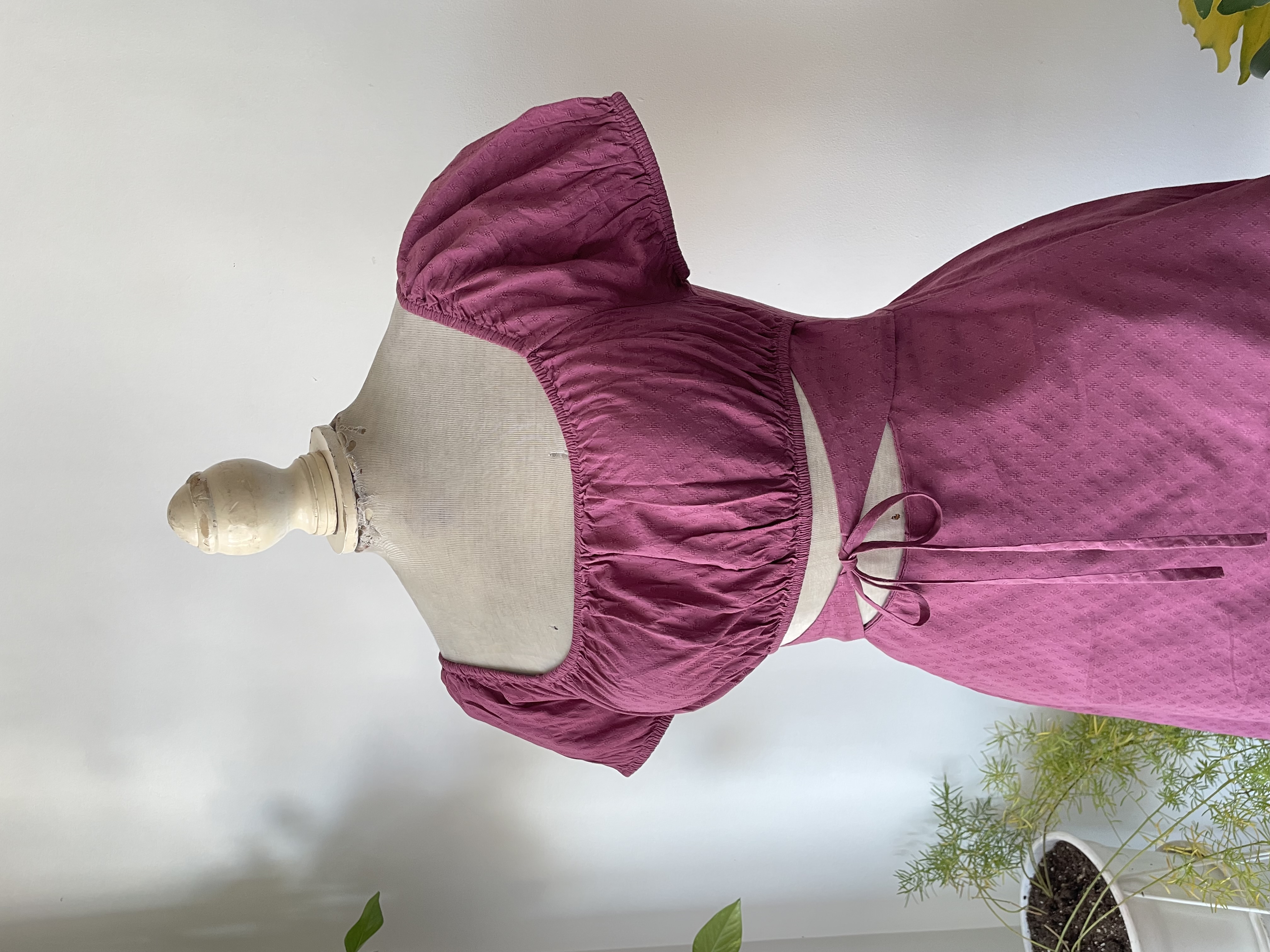 Vestido magenta. Talla: XS 2