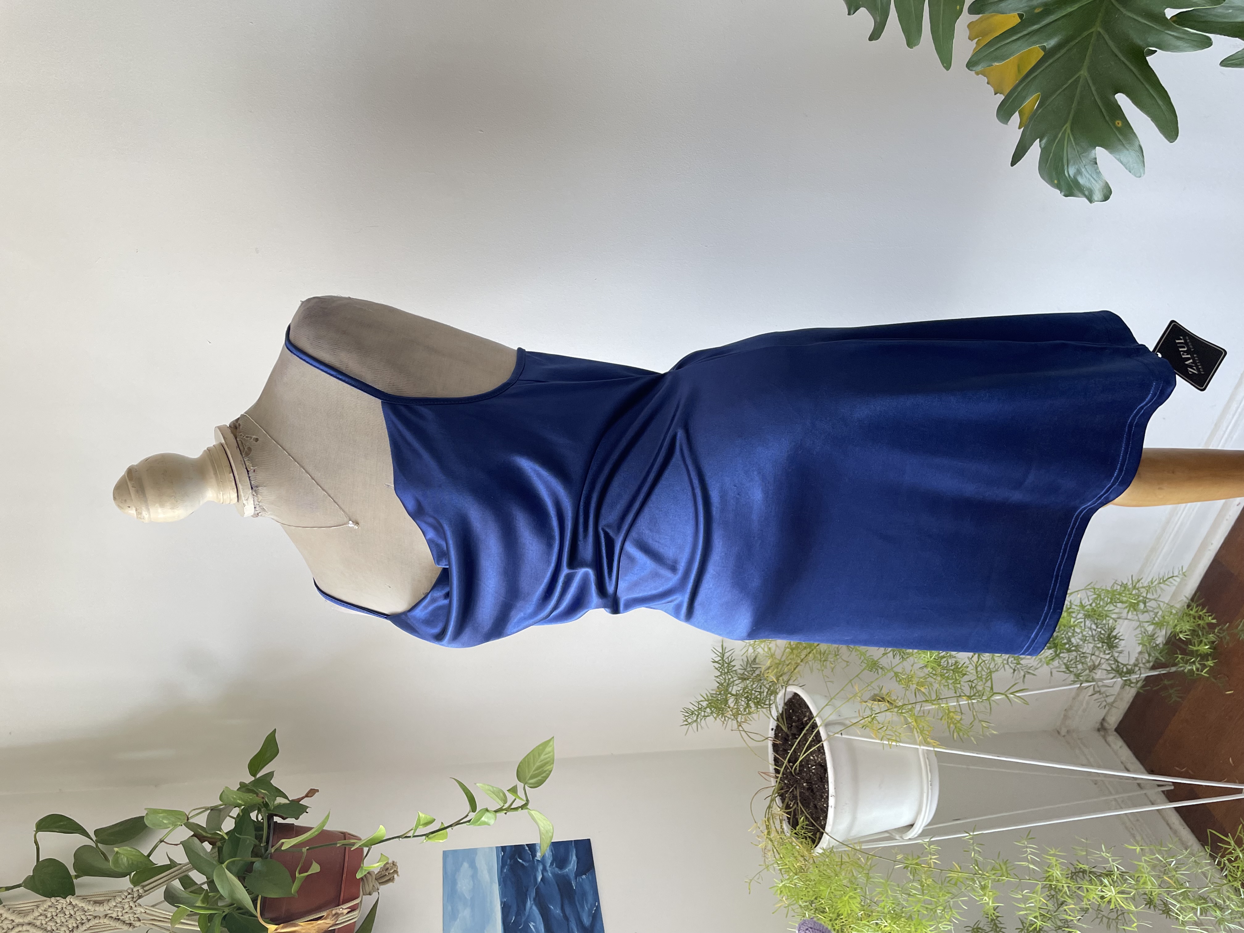 Vestido satén azul. Talla: S 4