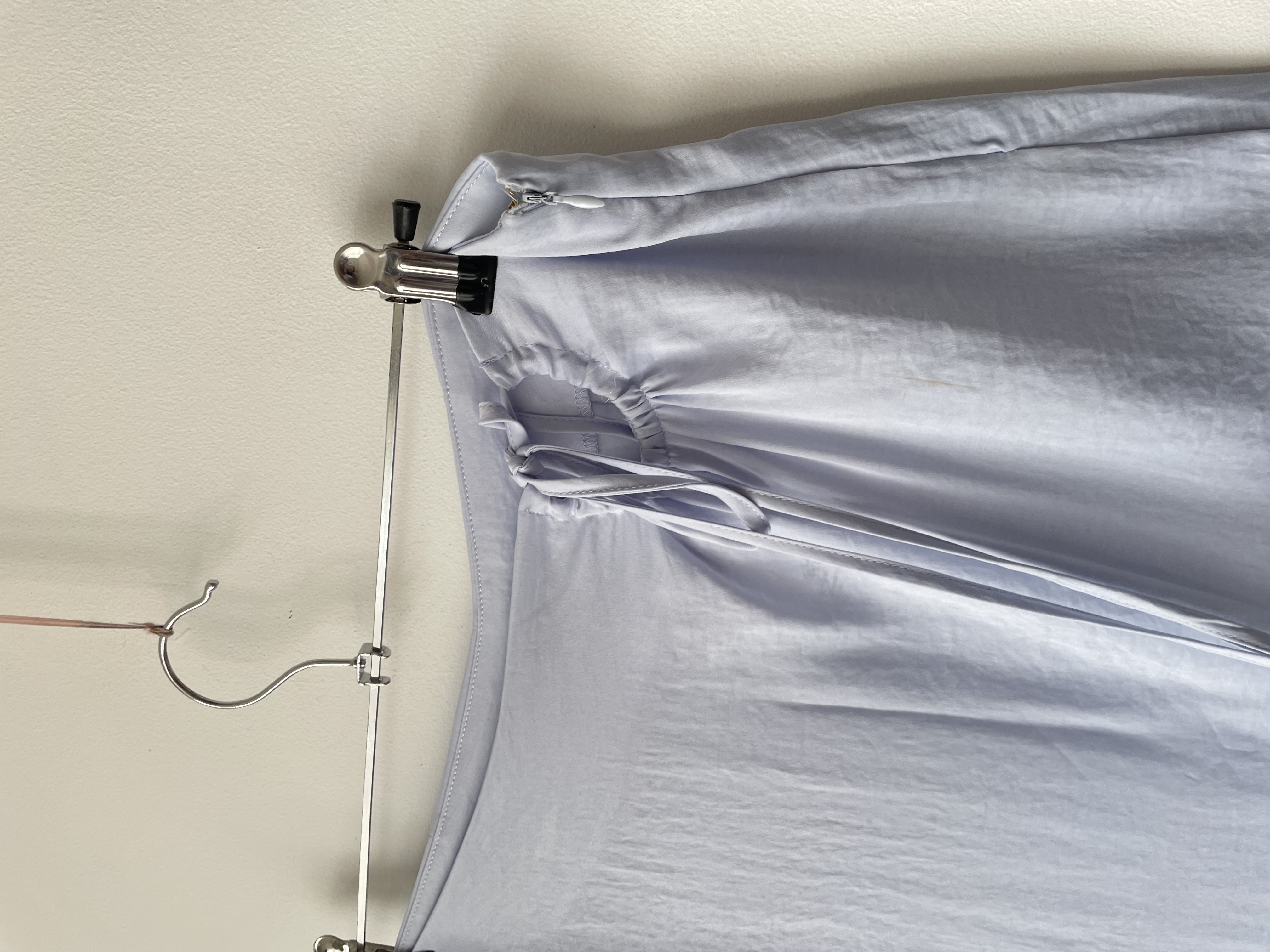 Falda celeste. Talla: L chica (M) 2