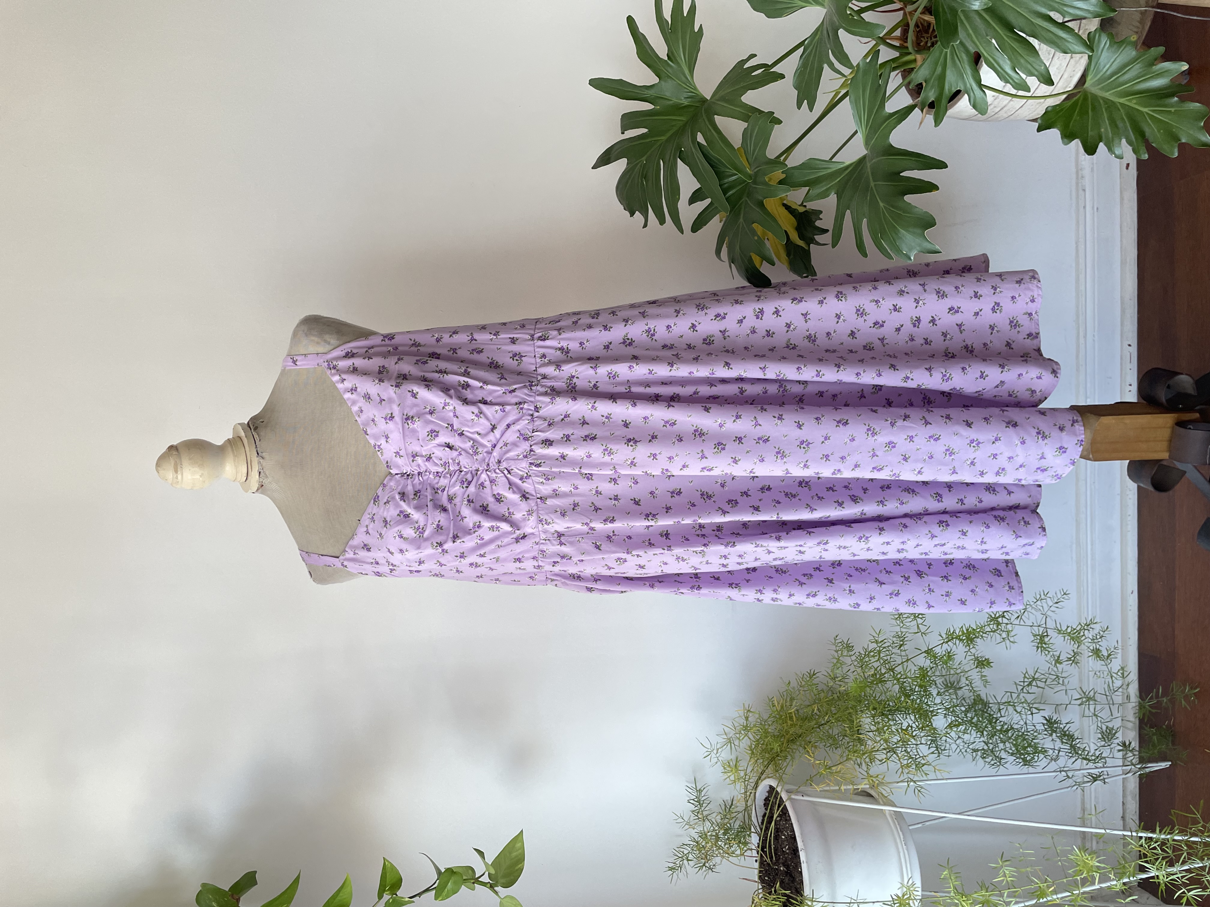 Vestido lila. Talla: 2XL 1