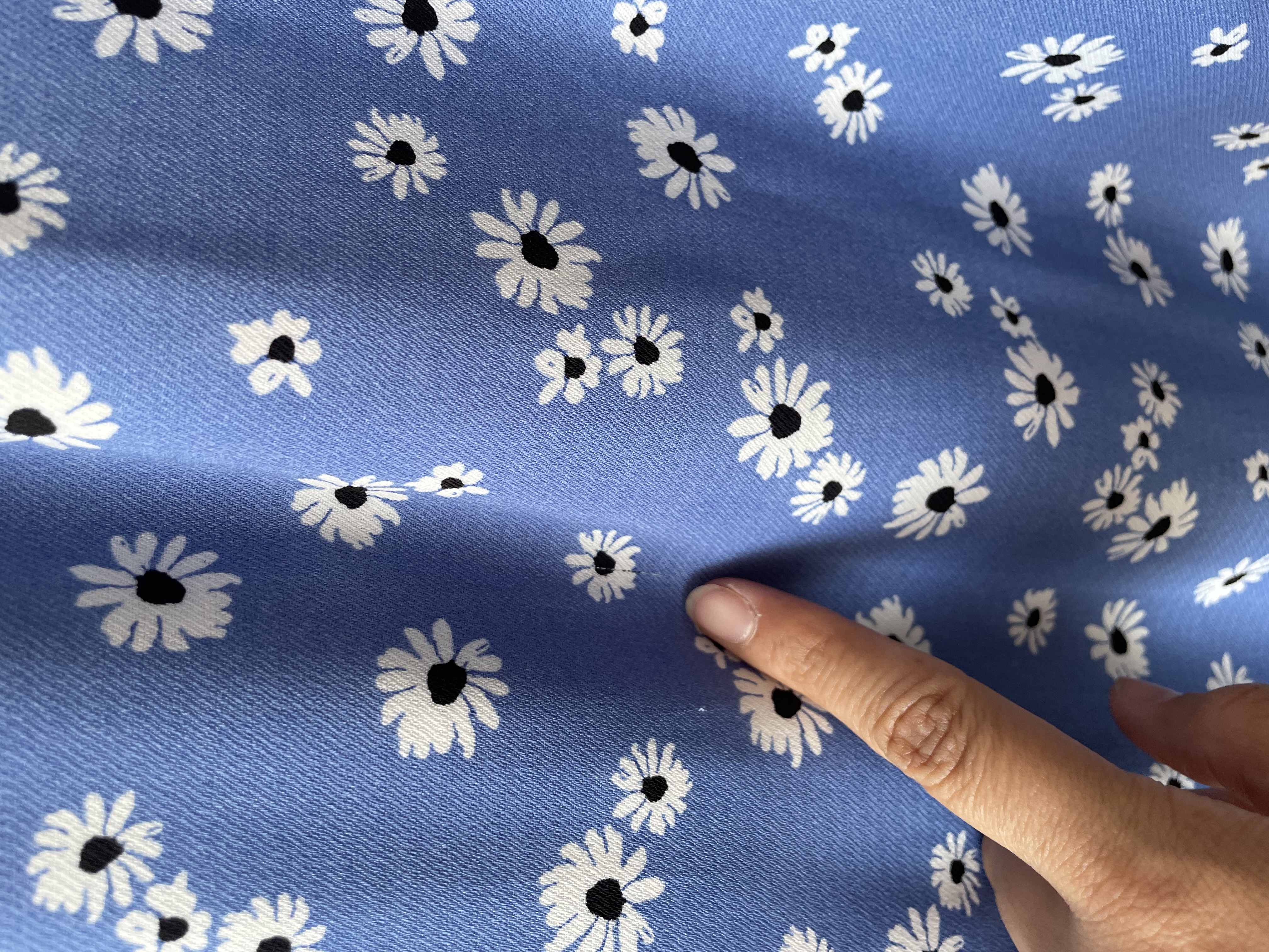 Palazzo celeste. Talla: S 4