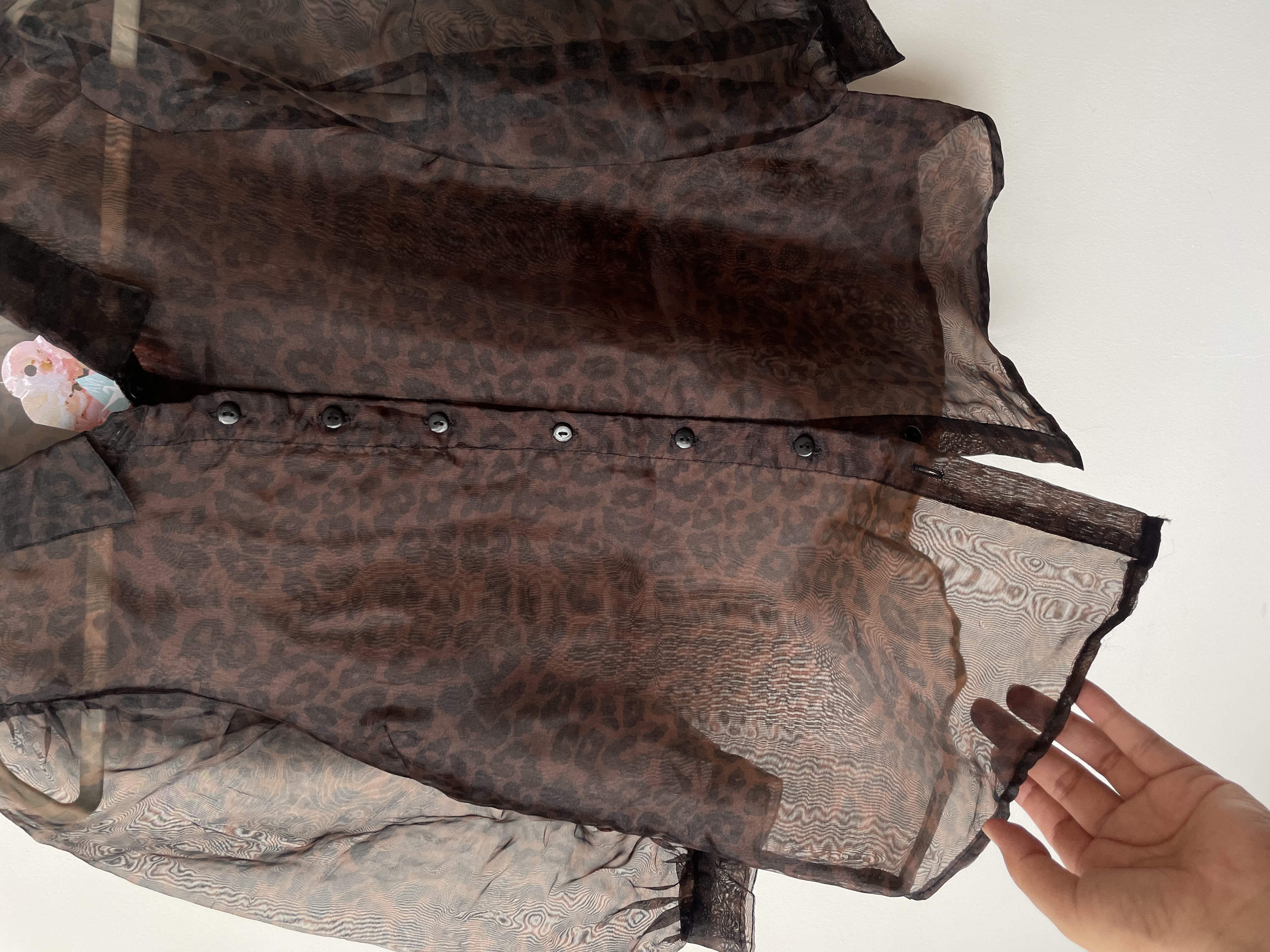 Blusa leopardo. Talla: S 4