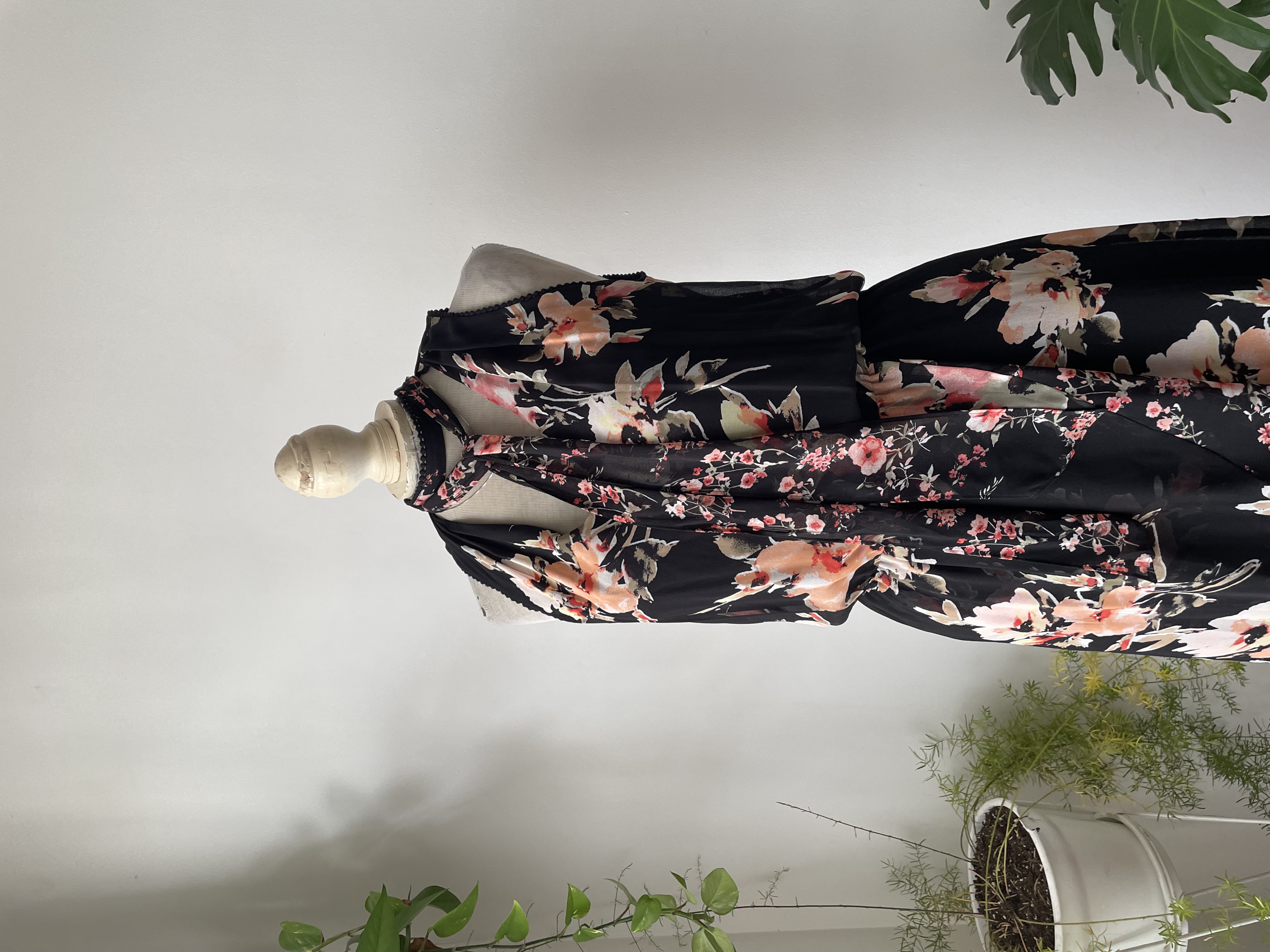 Vestido choker. Talla: 10 (L) 4