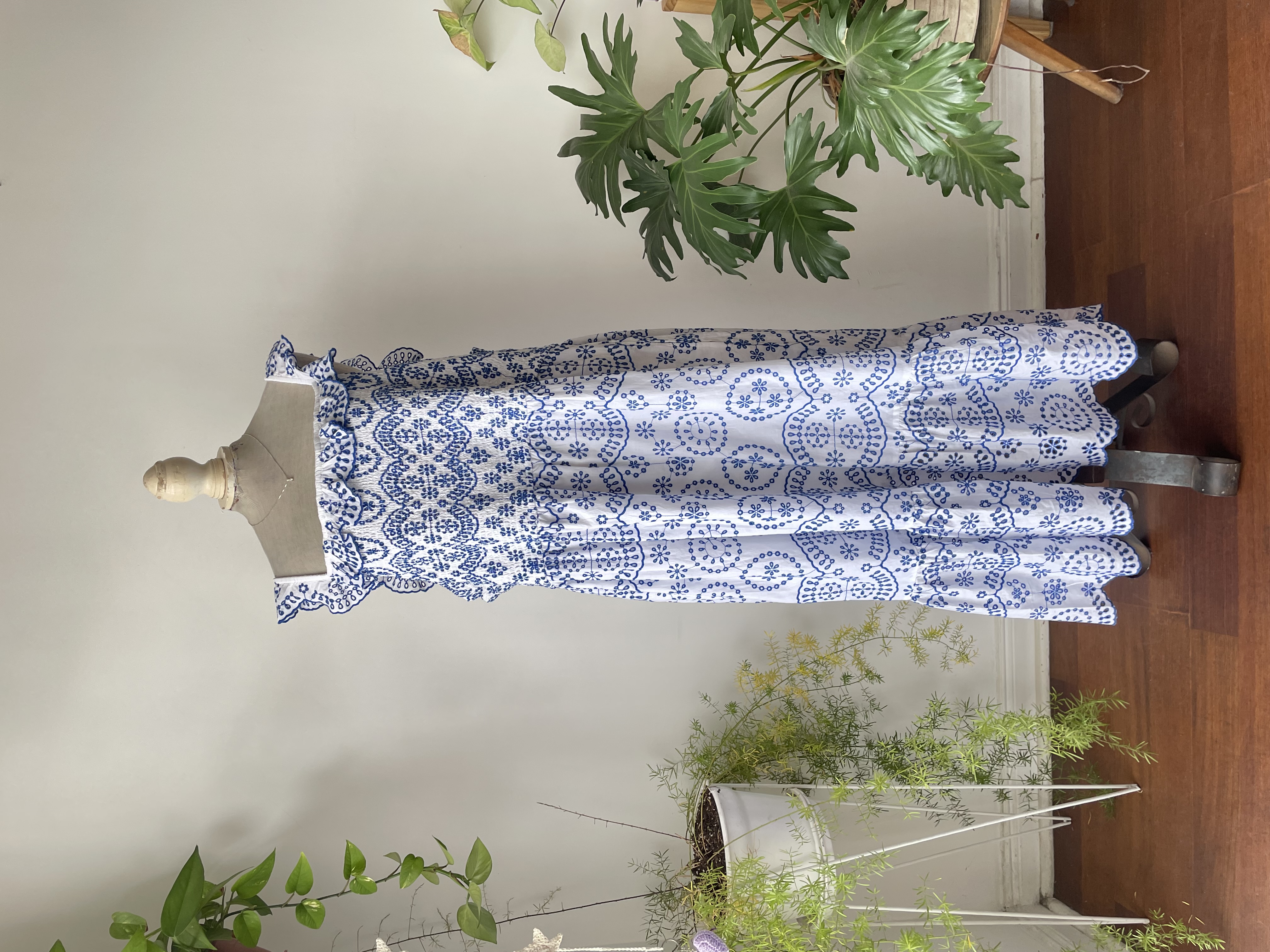 Vestido broderie. Talla: 2XL+ 1