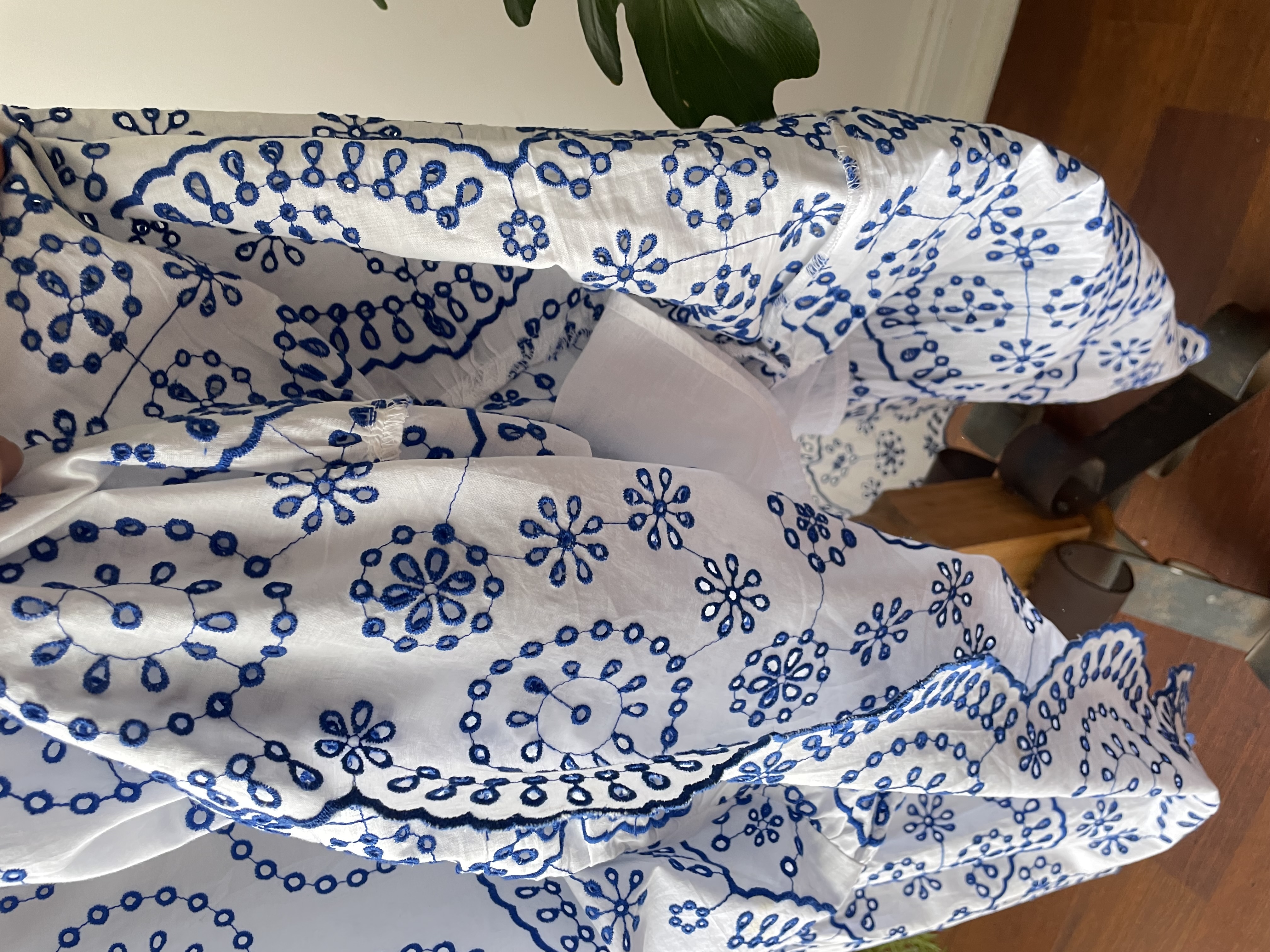 Vestido broderie. Talla: 2XL+ 3