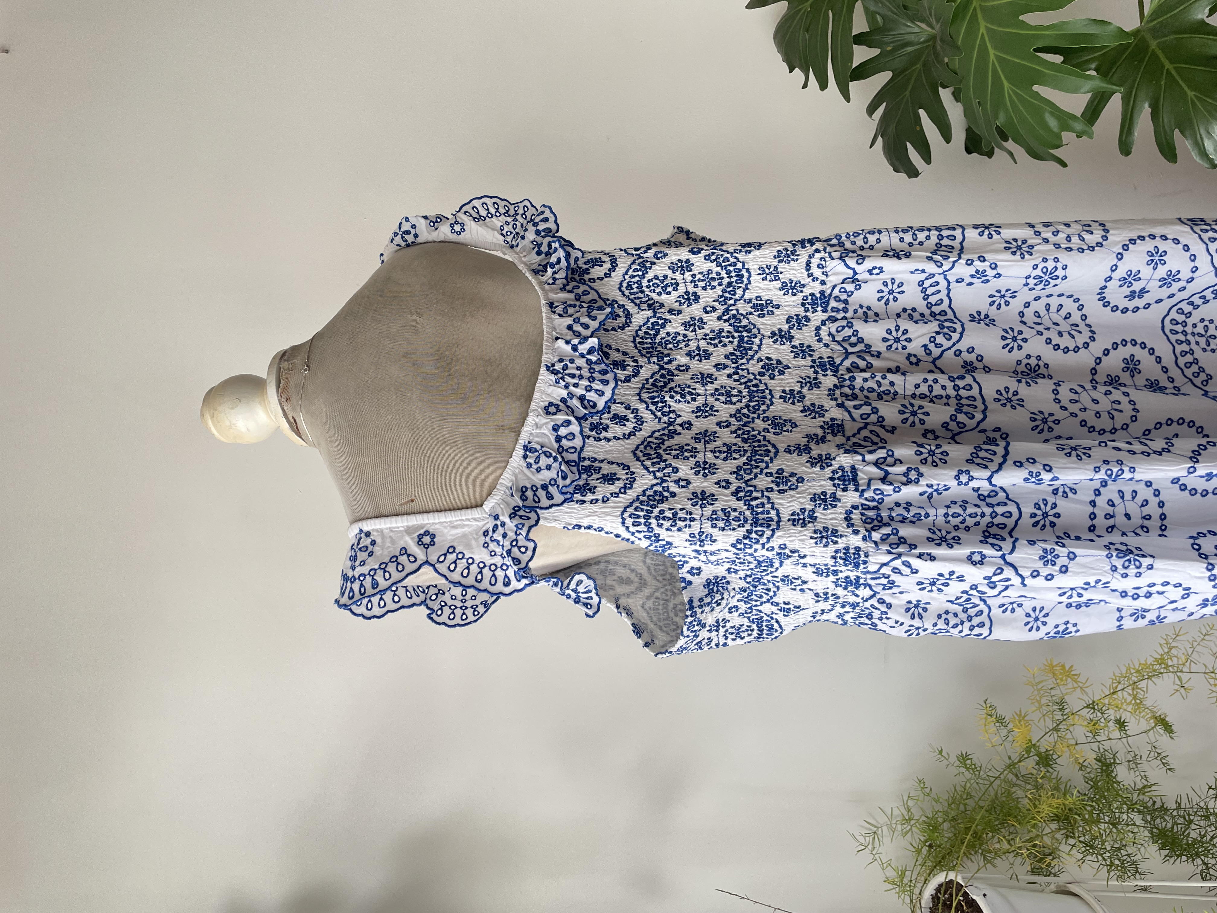 Vestido broderie. Talla: 2XL+ 4