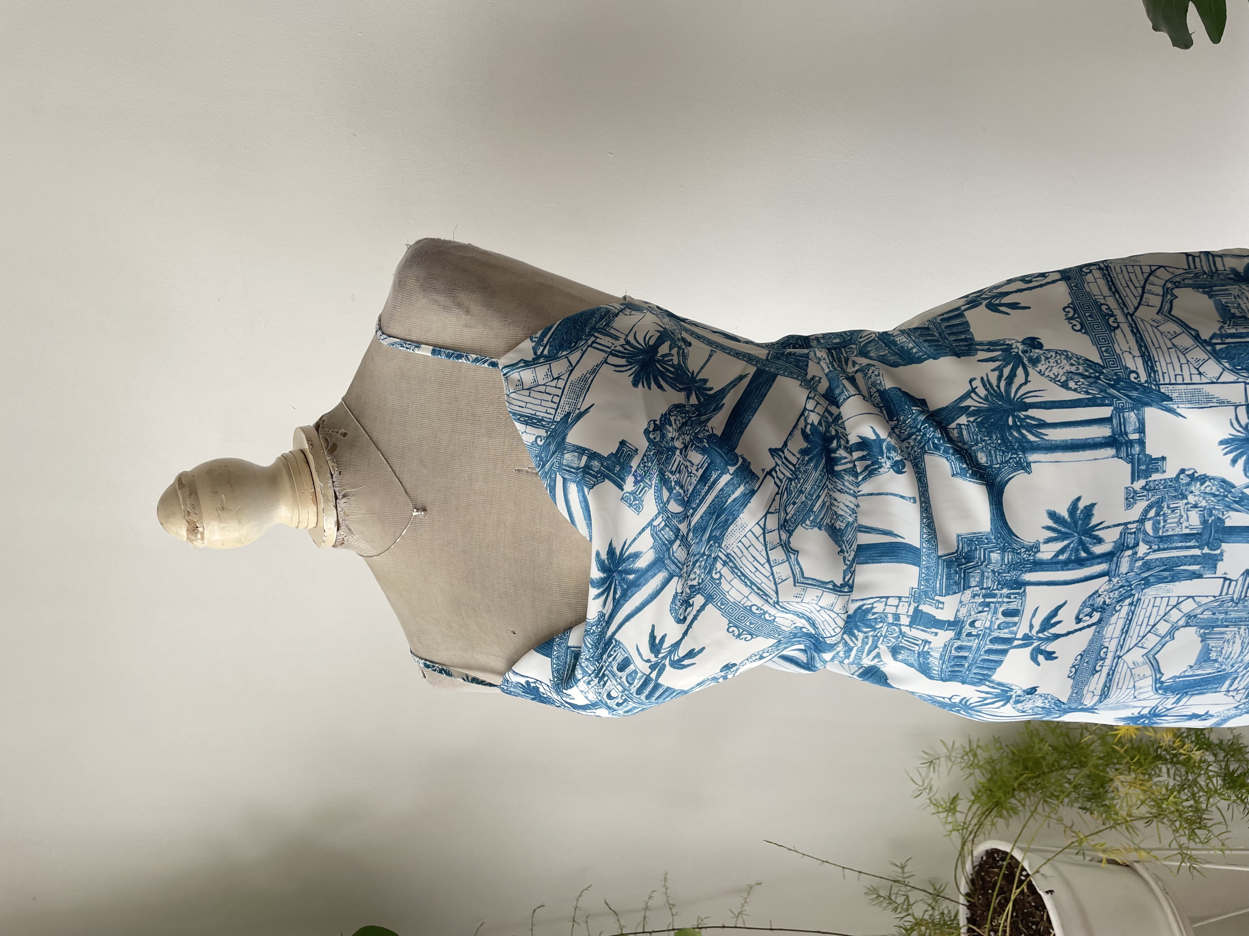 Vestido tropical. Talla: S CHICO 2