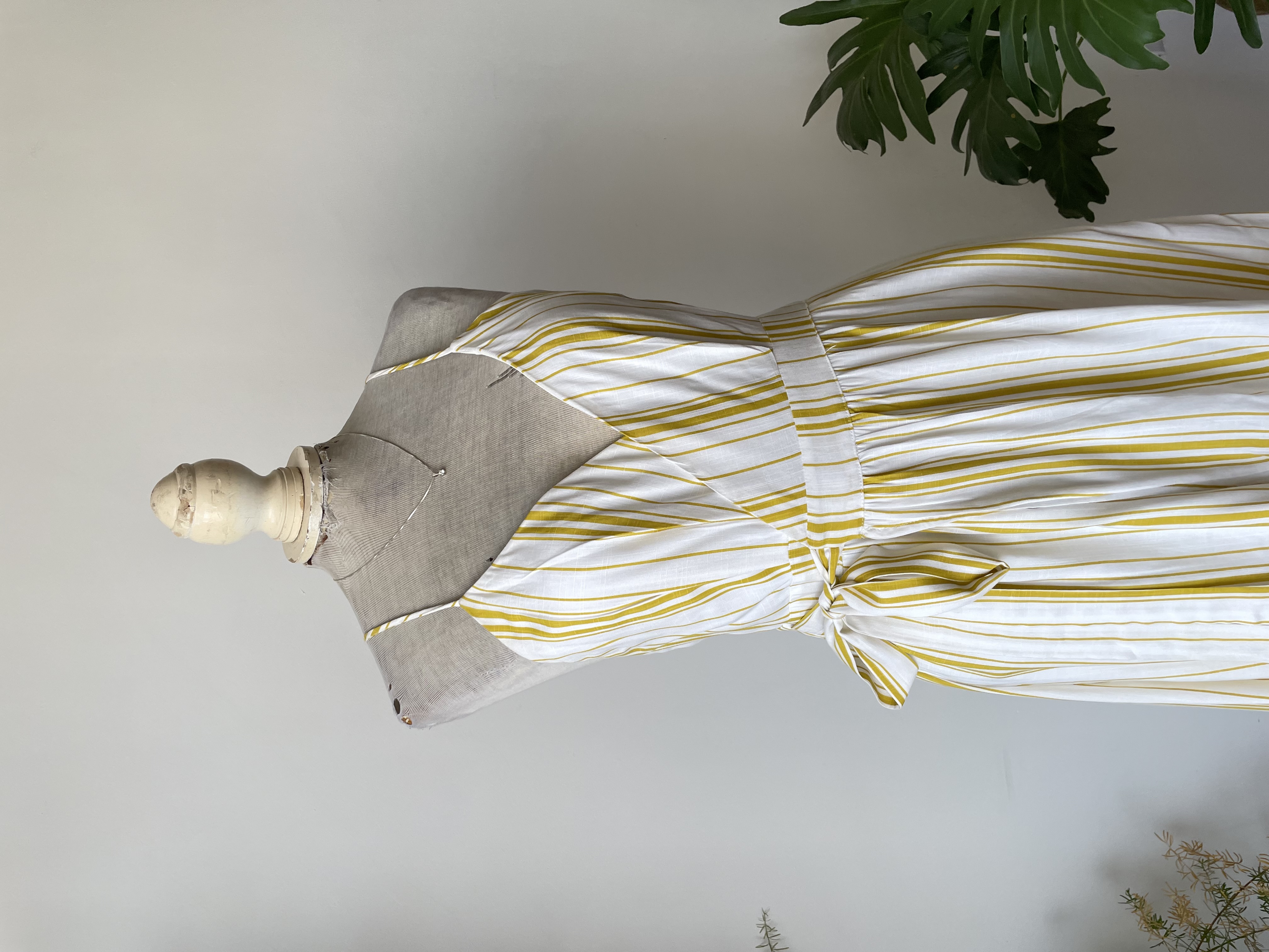 Vestido líneas. Talla: S 2