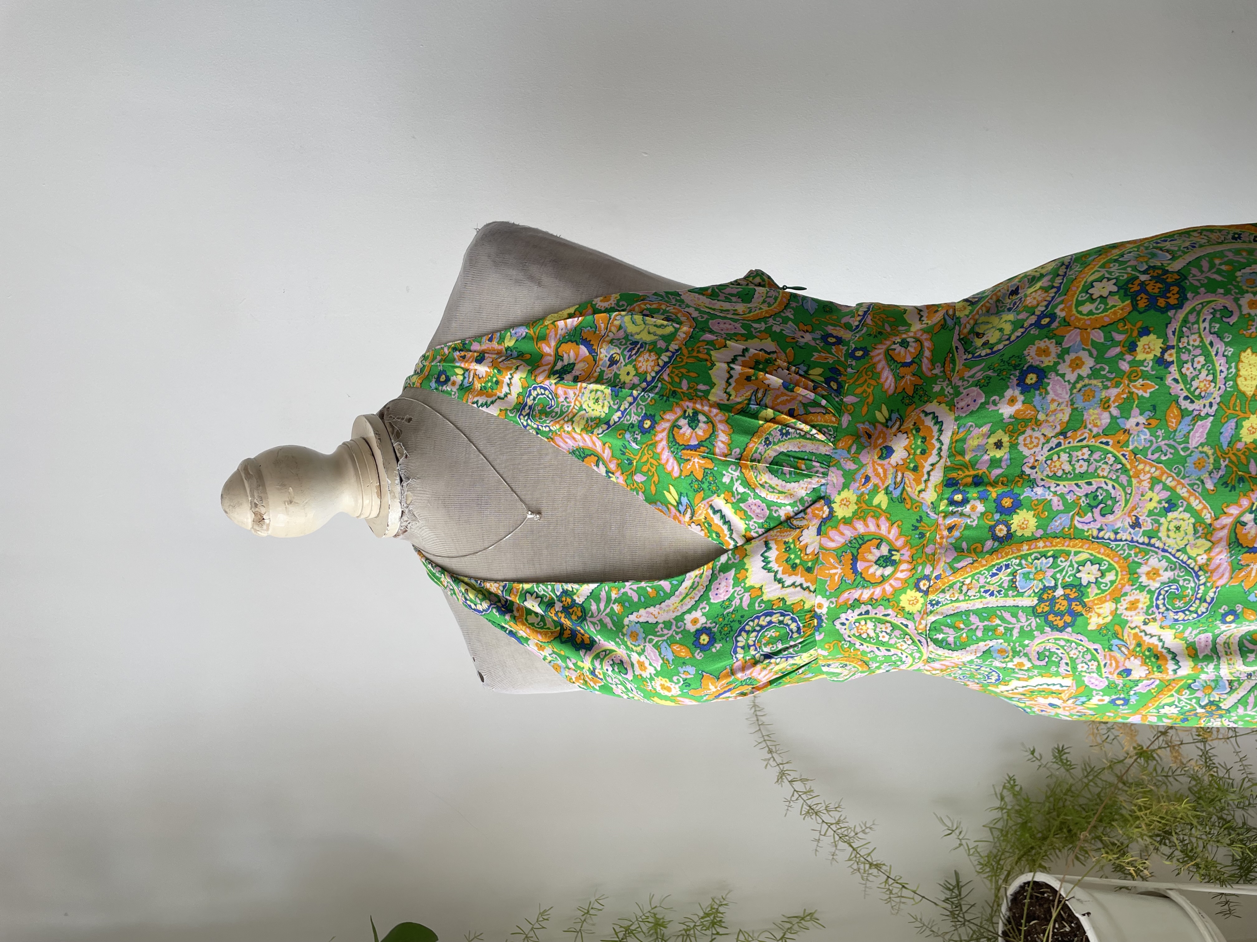  Vestido paisley verde. Talla: M 5