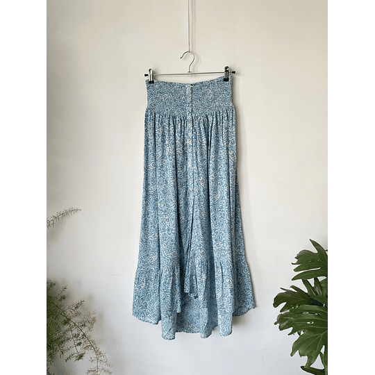 Falda celeste. Talla M 