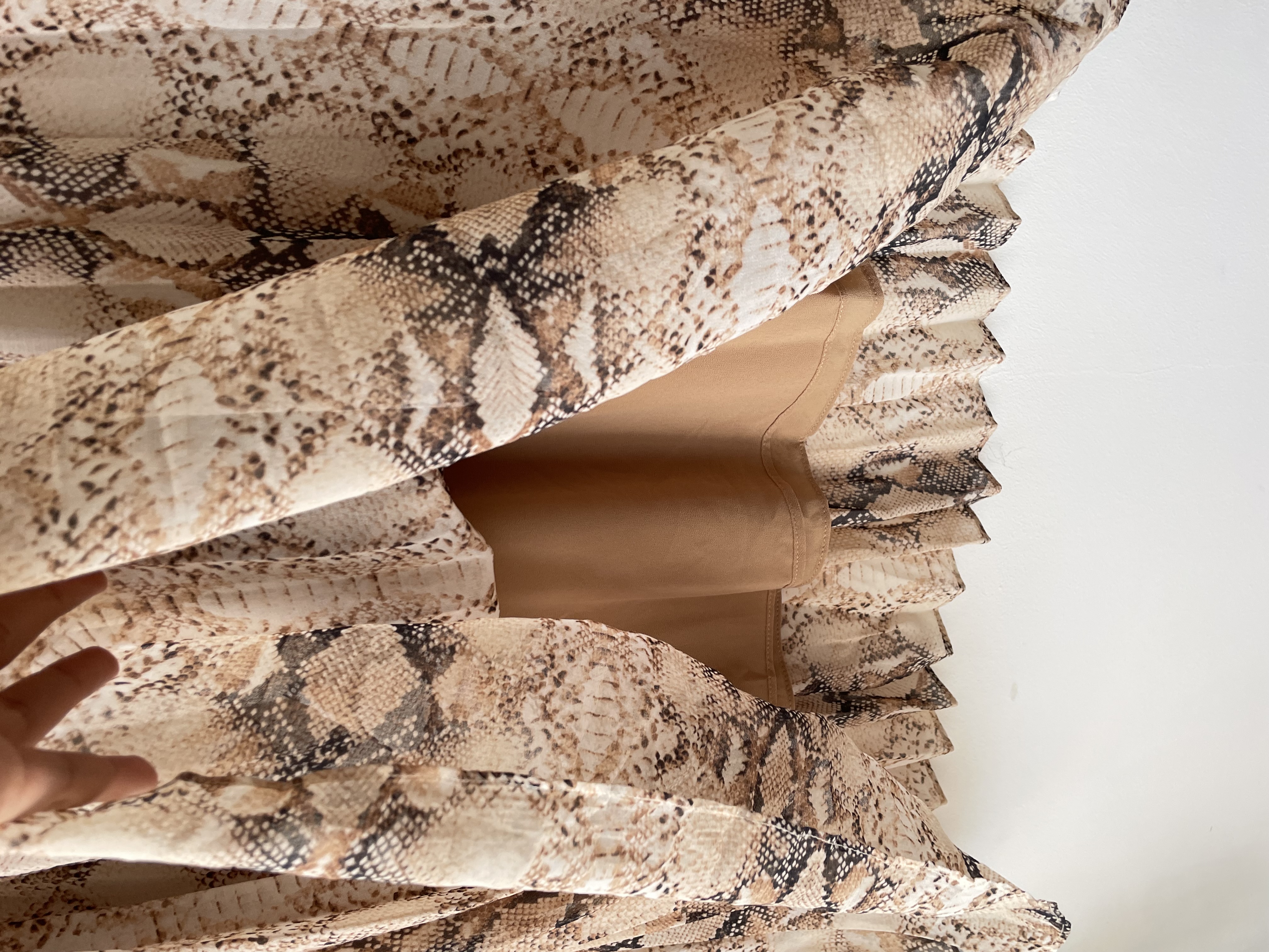 Falda reptil. Talla: L 3