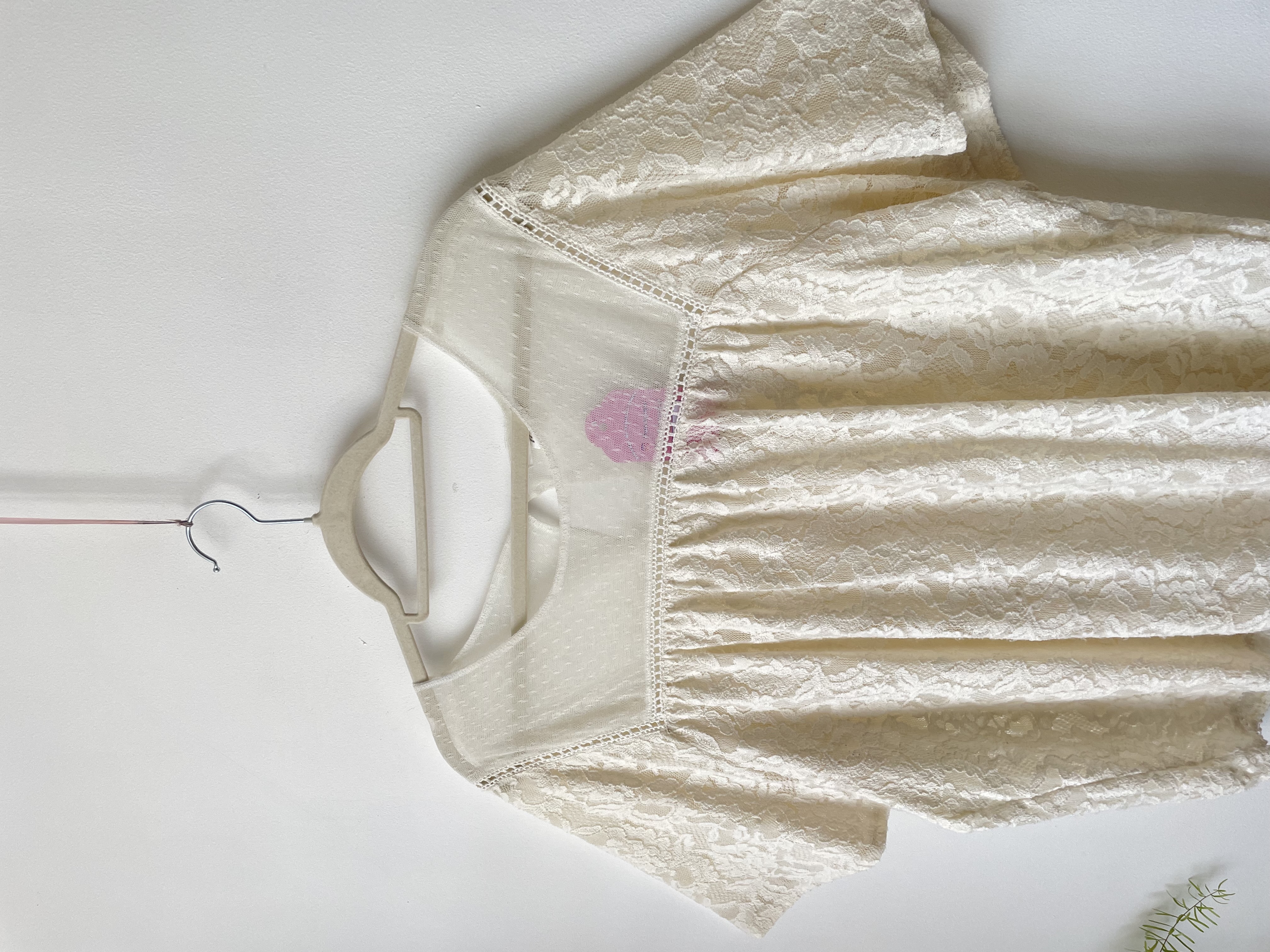 Polera crema. Talla: XL 3