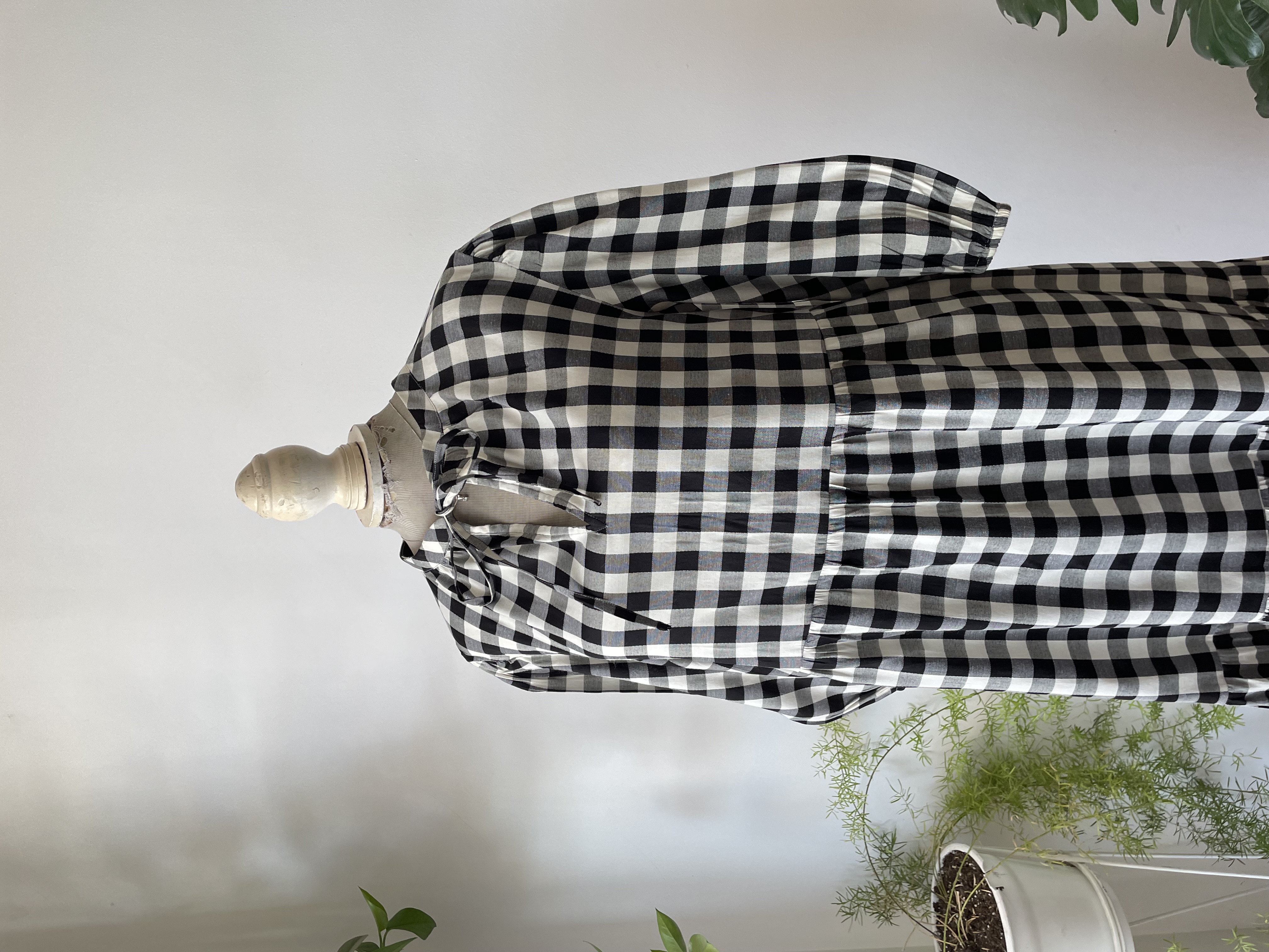 Vestido Vichy negro. Talla: L 2