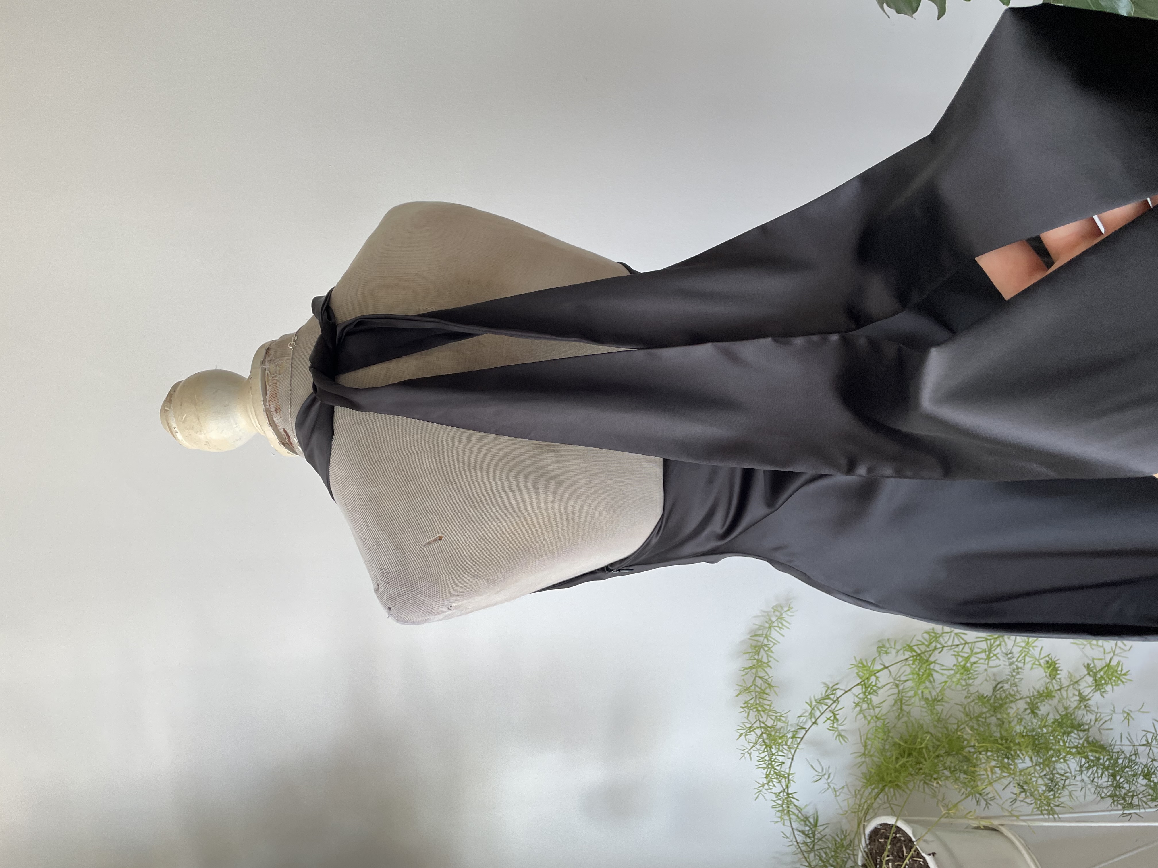 Vestido satinado lazo. Talla: XS 3