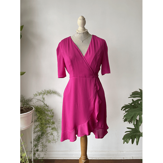 Vestido fucsia. Talla: M