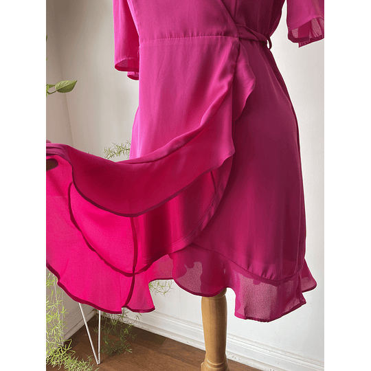 Vestido fucsia. Talla: M