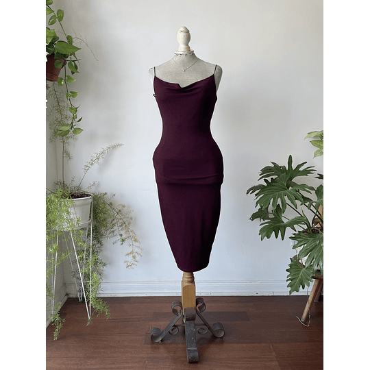 Vestido vino. Talla: XS