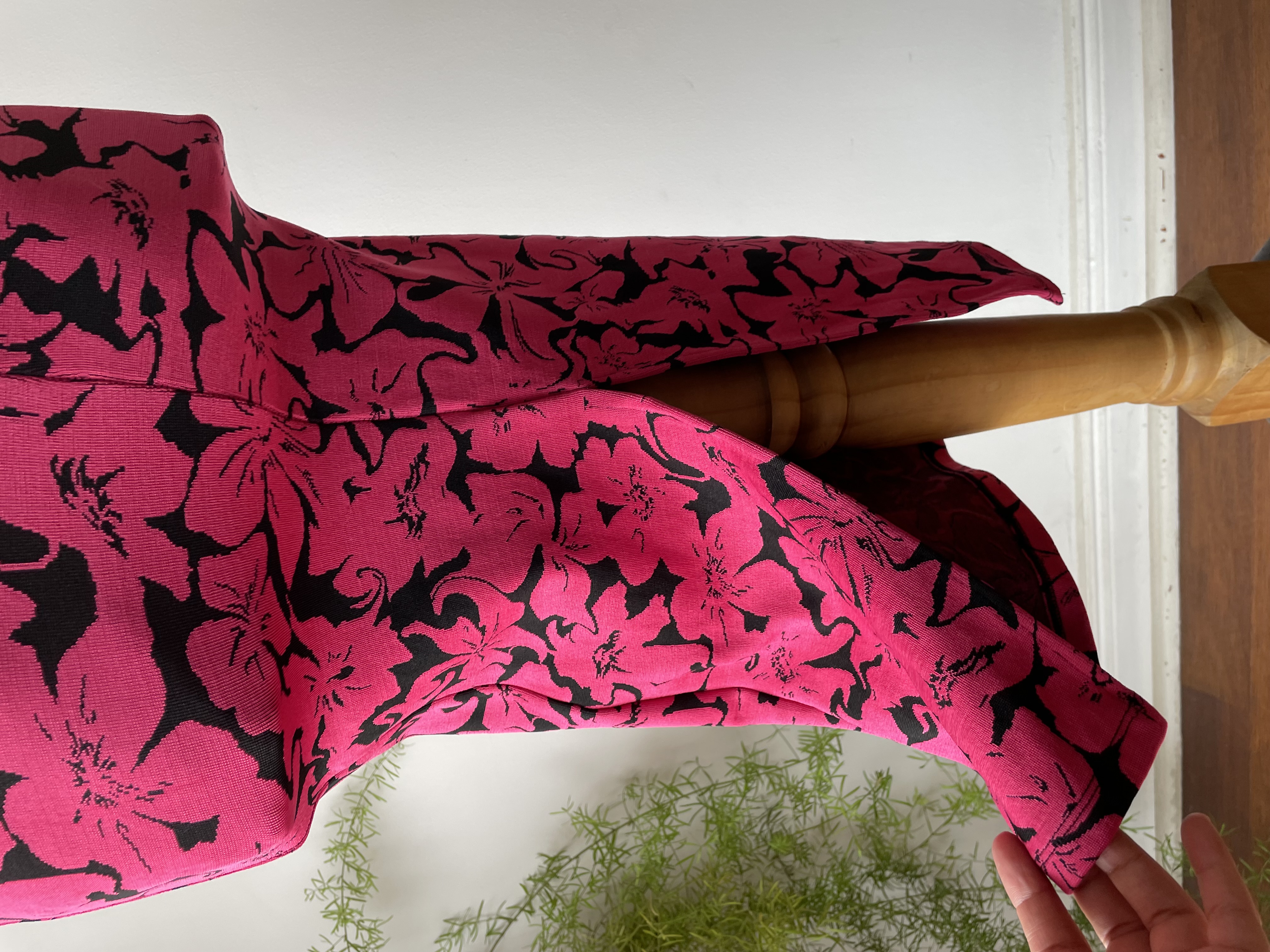 Vestido hilo fucsia. Talla: S  3