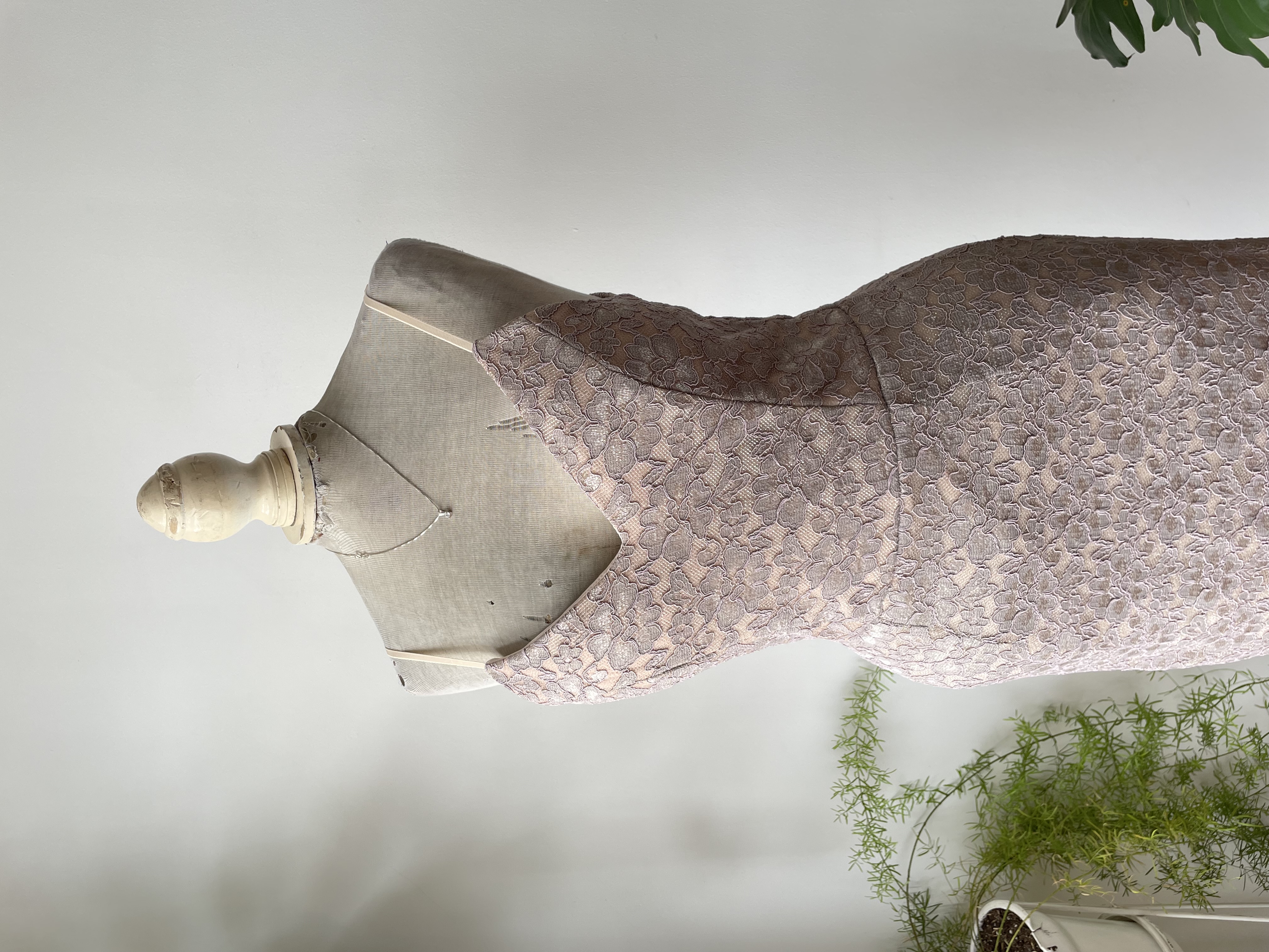 Vestido lace. Talla: M 2