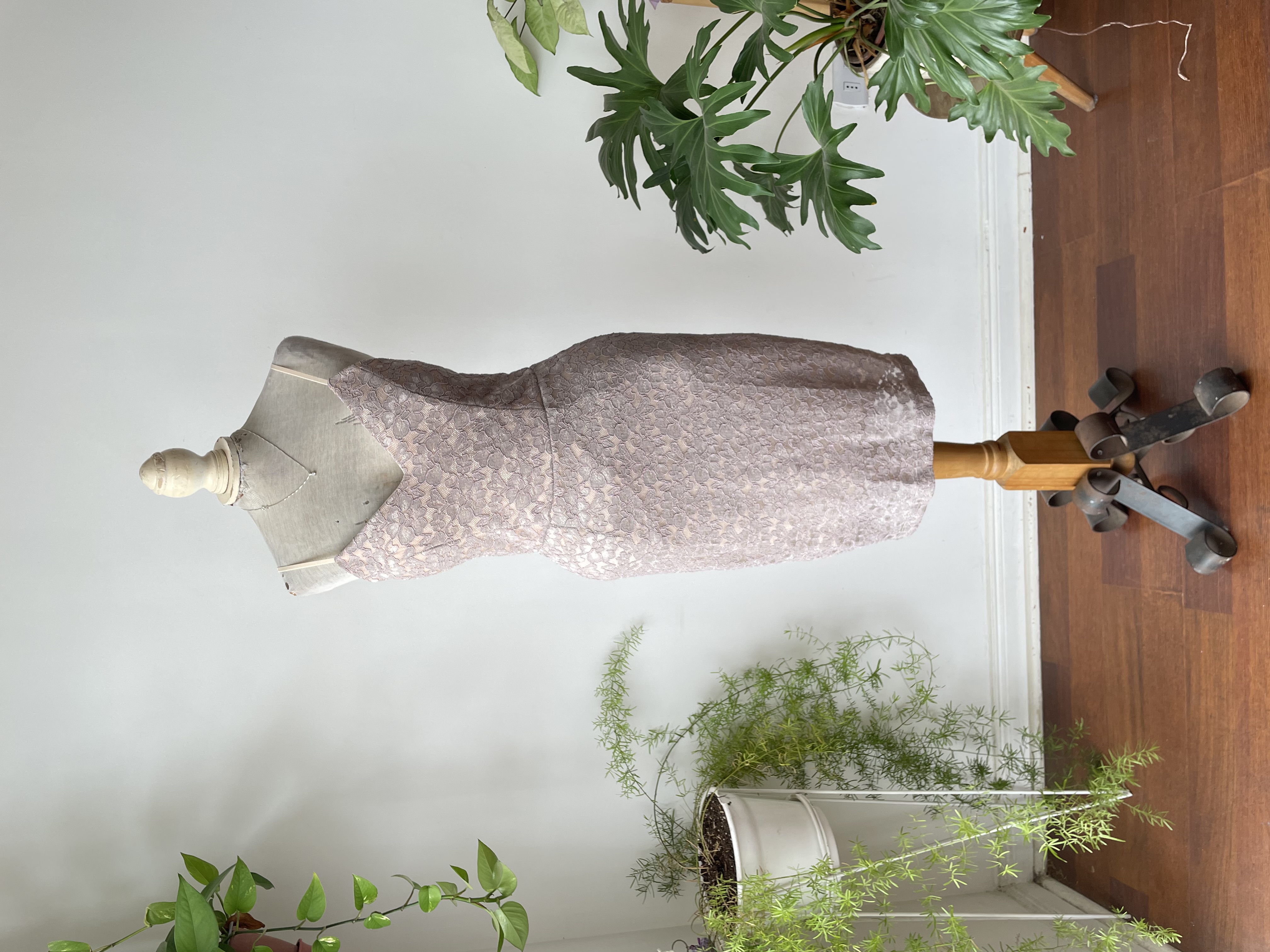 Vestido lace. Talla: M 1