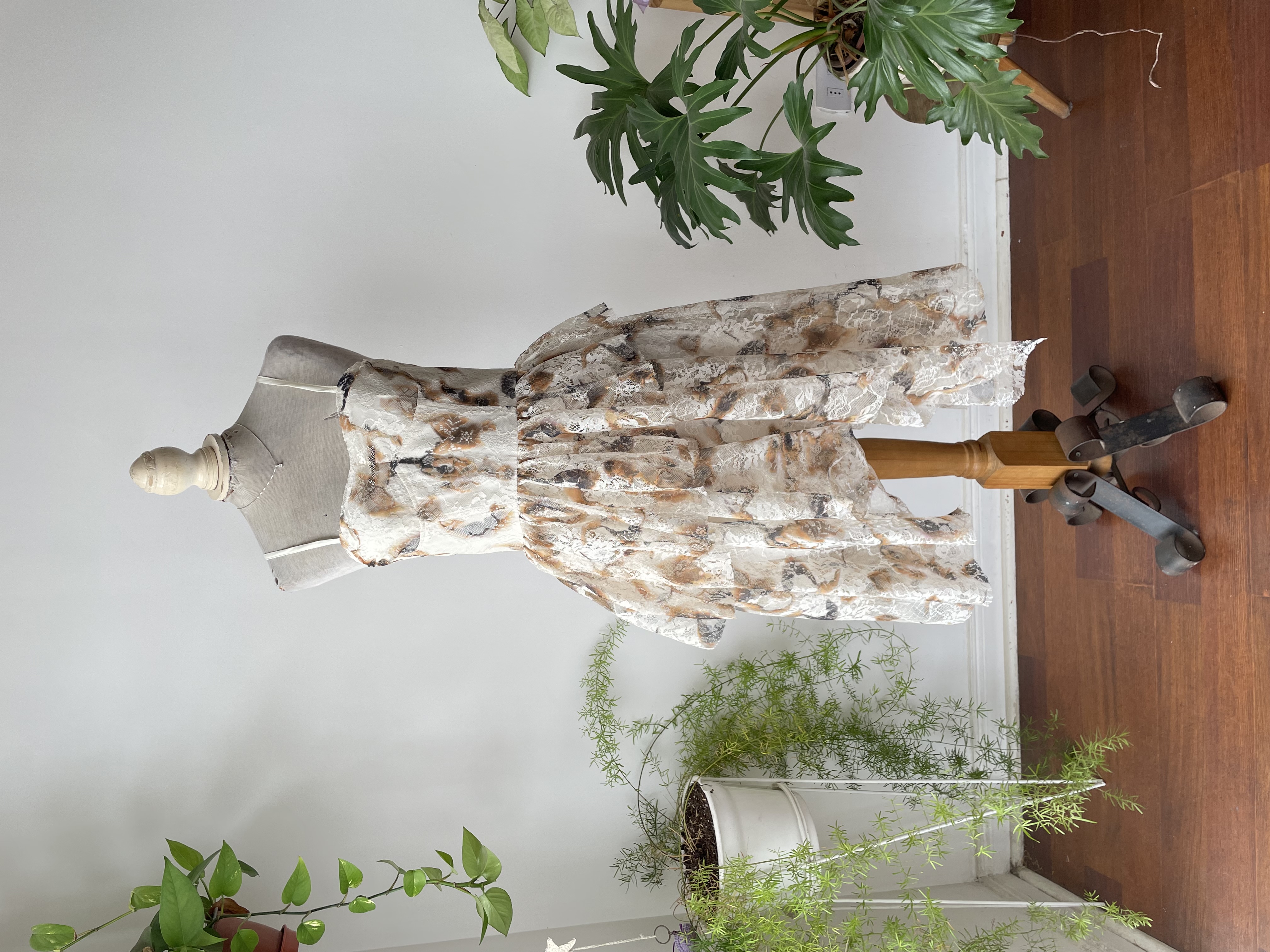 Vestido encaje. Talla: S 1