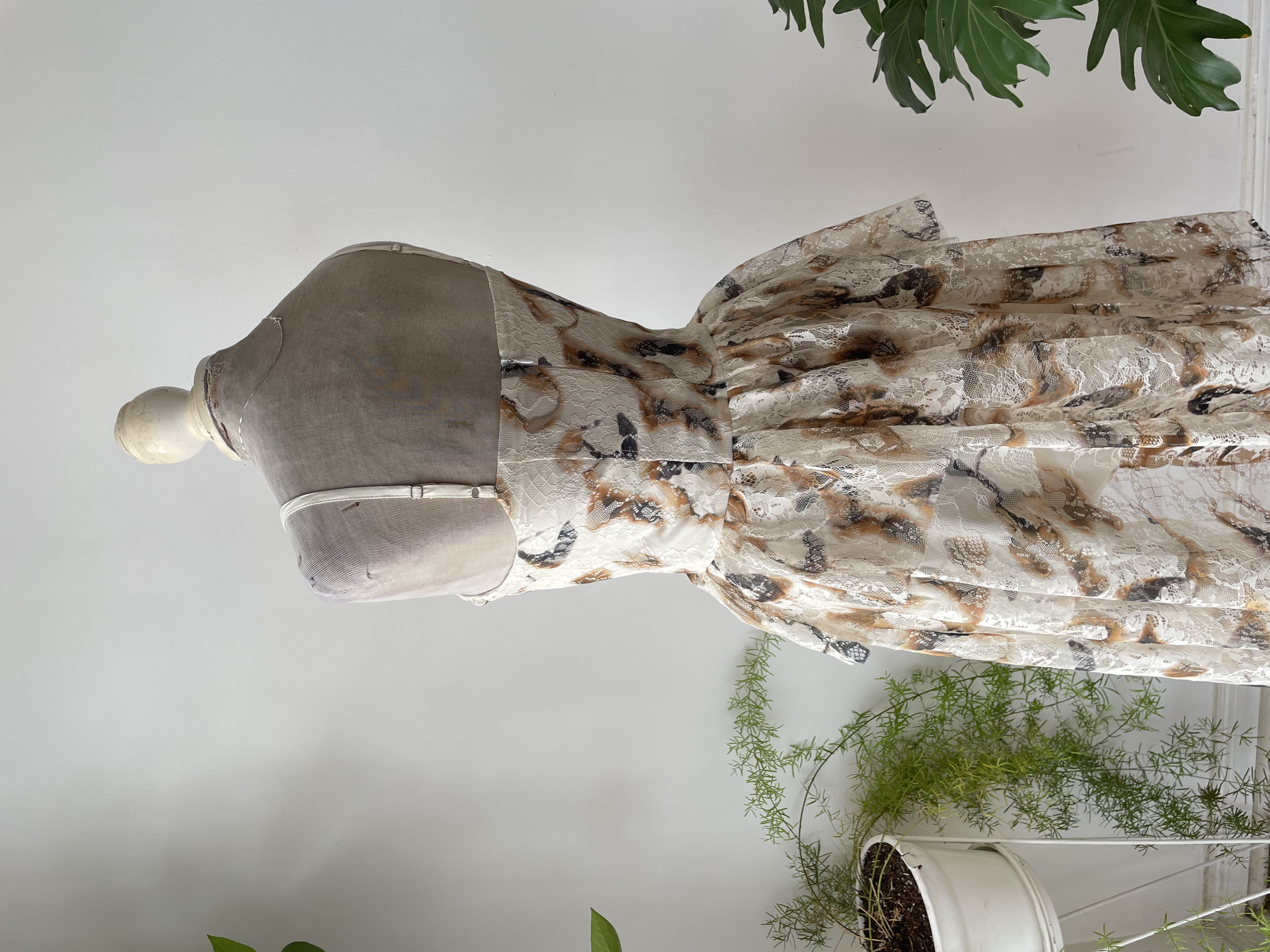 Vestido encaje. Talla: S 3