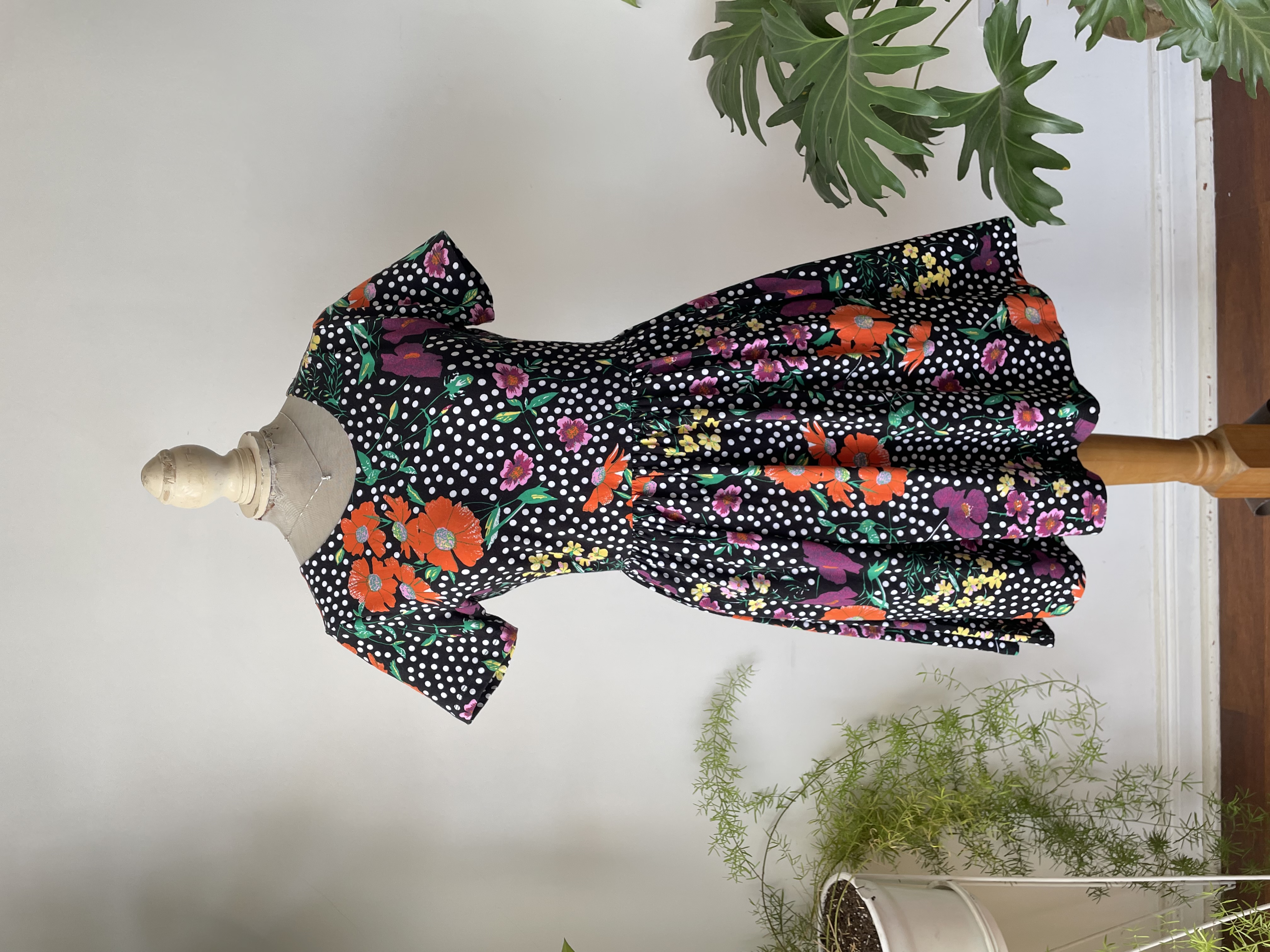 Vestido dot floral. Talla: 36 (S) 1