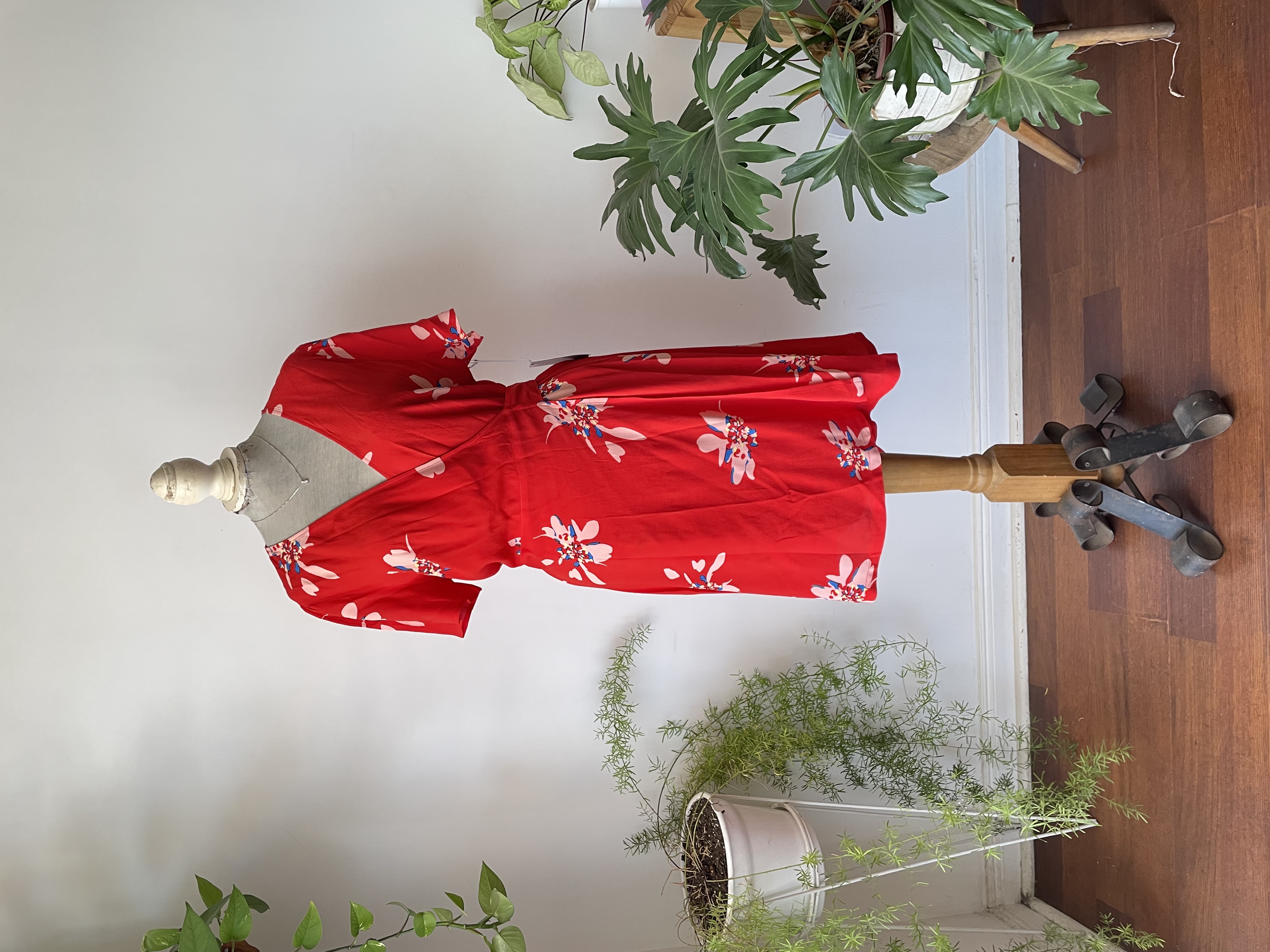 Vestido rojo. Talla: M ajustable 1