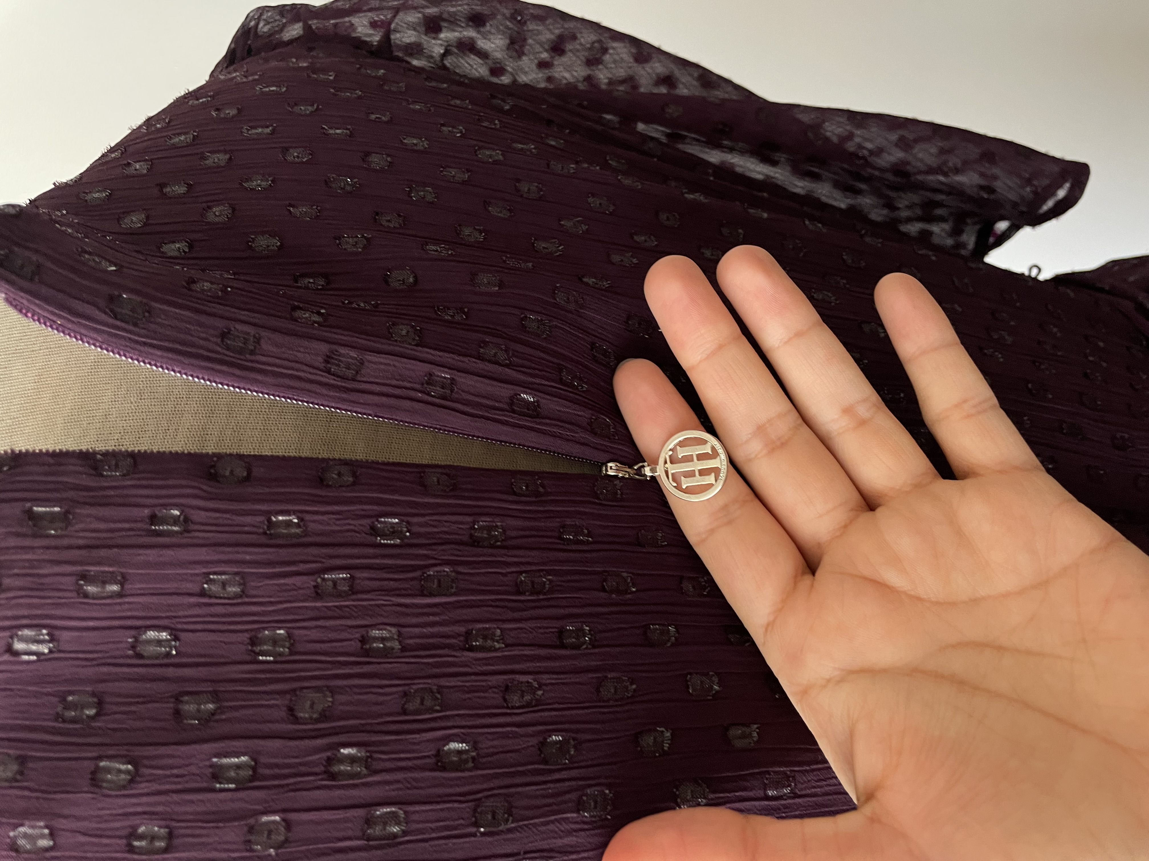 Vestido burdeo. Talla: 12 (L) 4