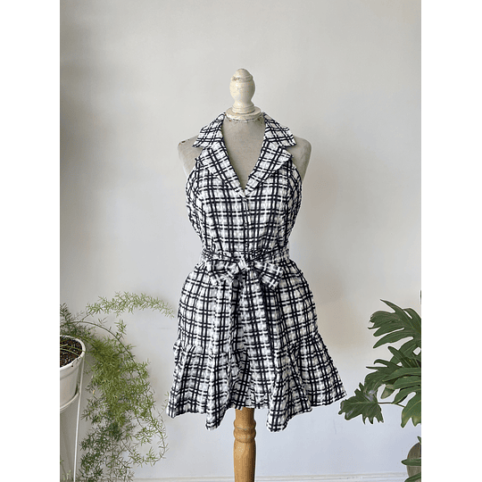 Vestido camisero. Talla: 38p (s)