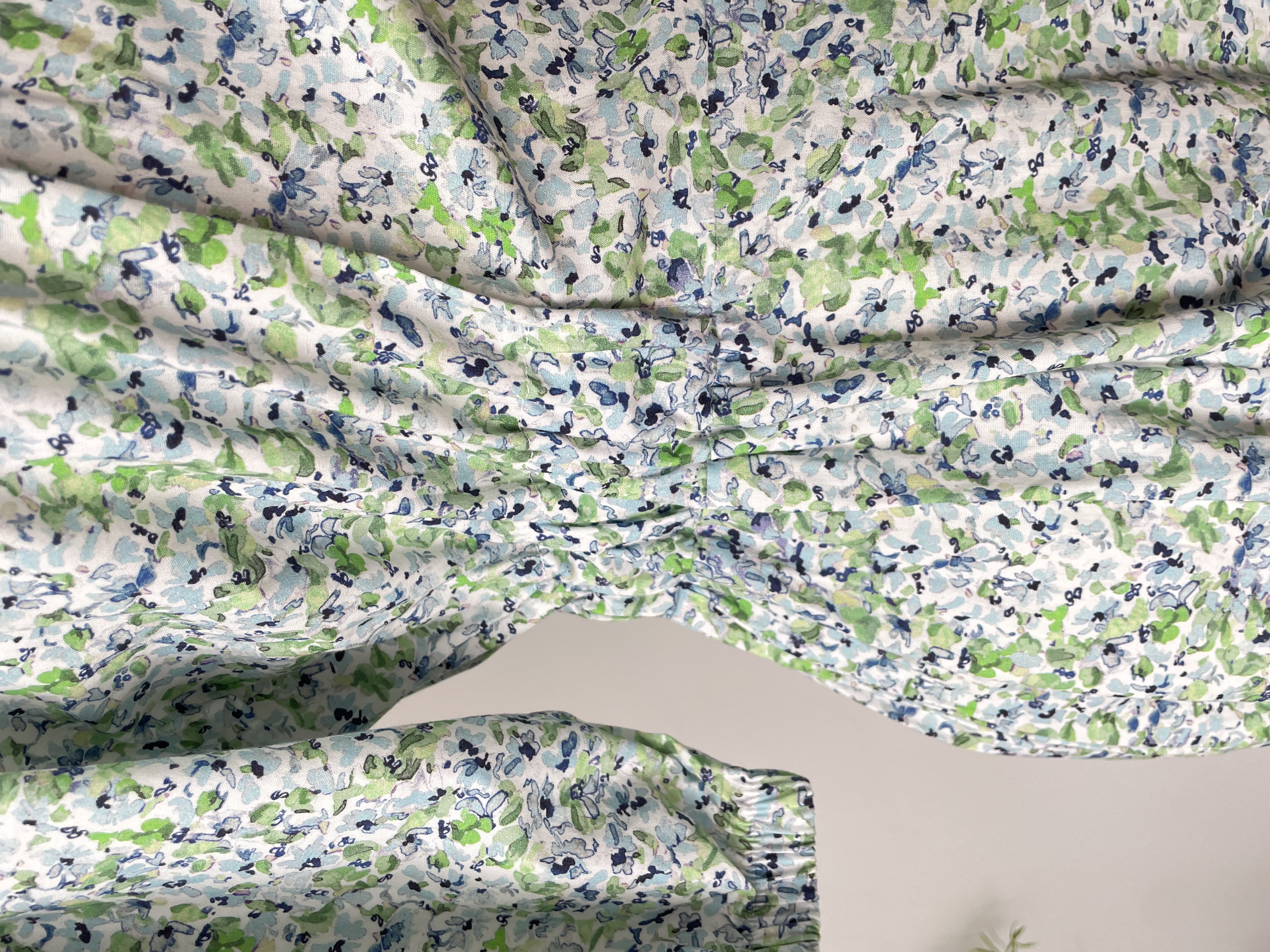 Vestido floreado. Talla: 10 (s/m) 4