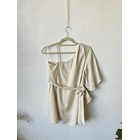 Blusa asimétrica. Talla: M 1