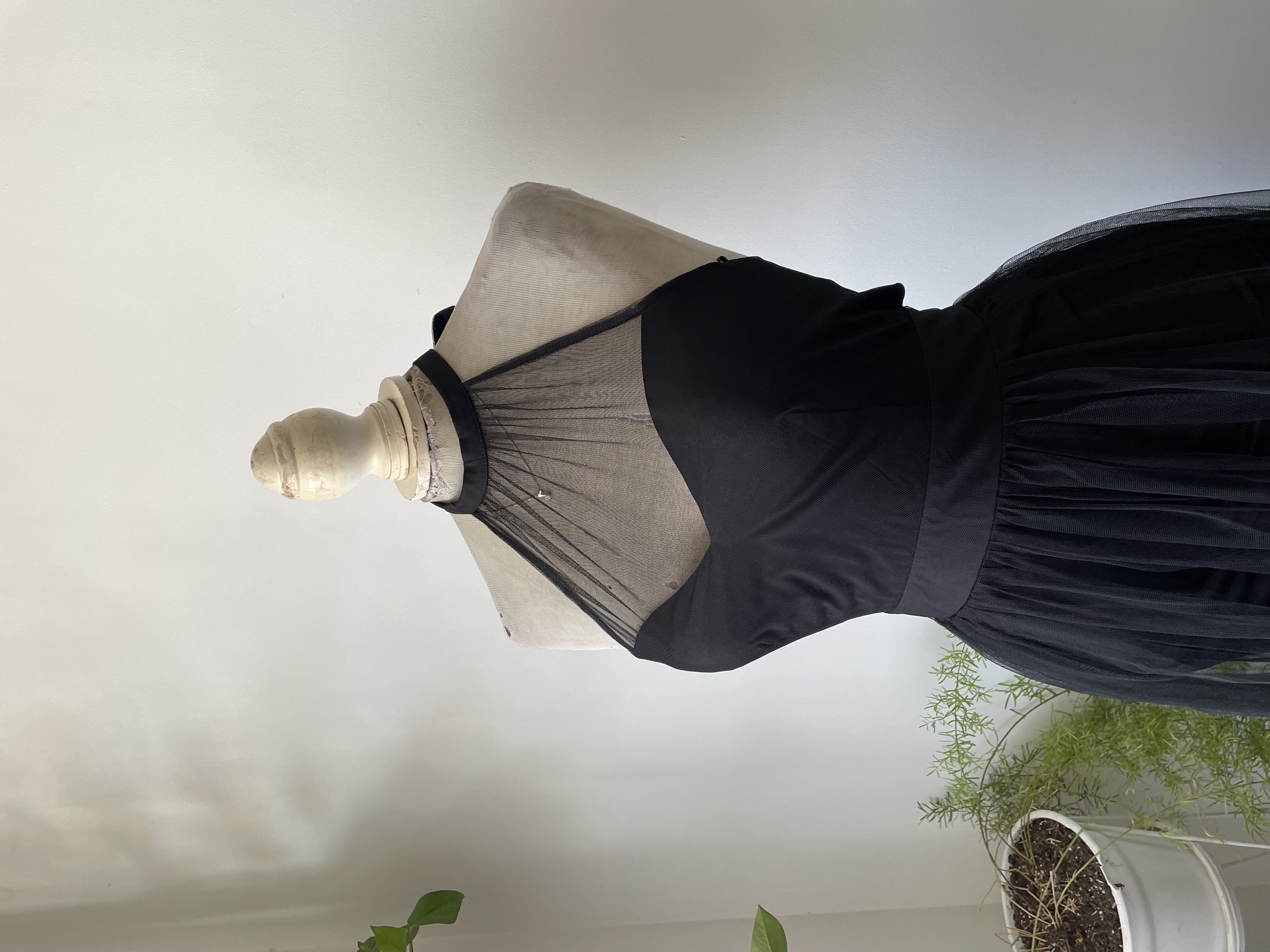 Vestido maxi tul. Talla: XS 2