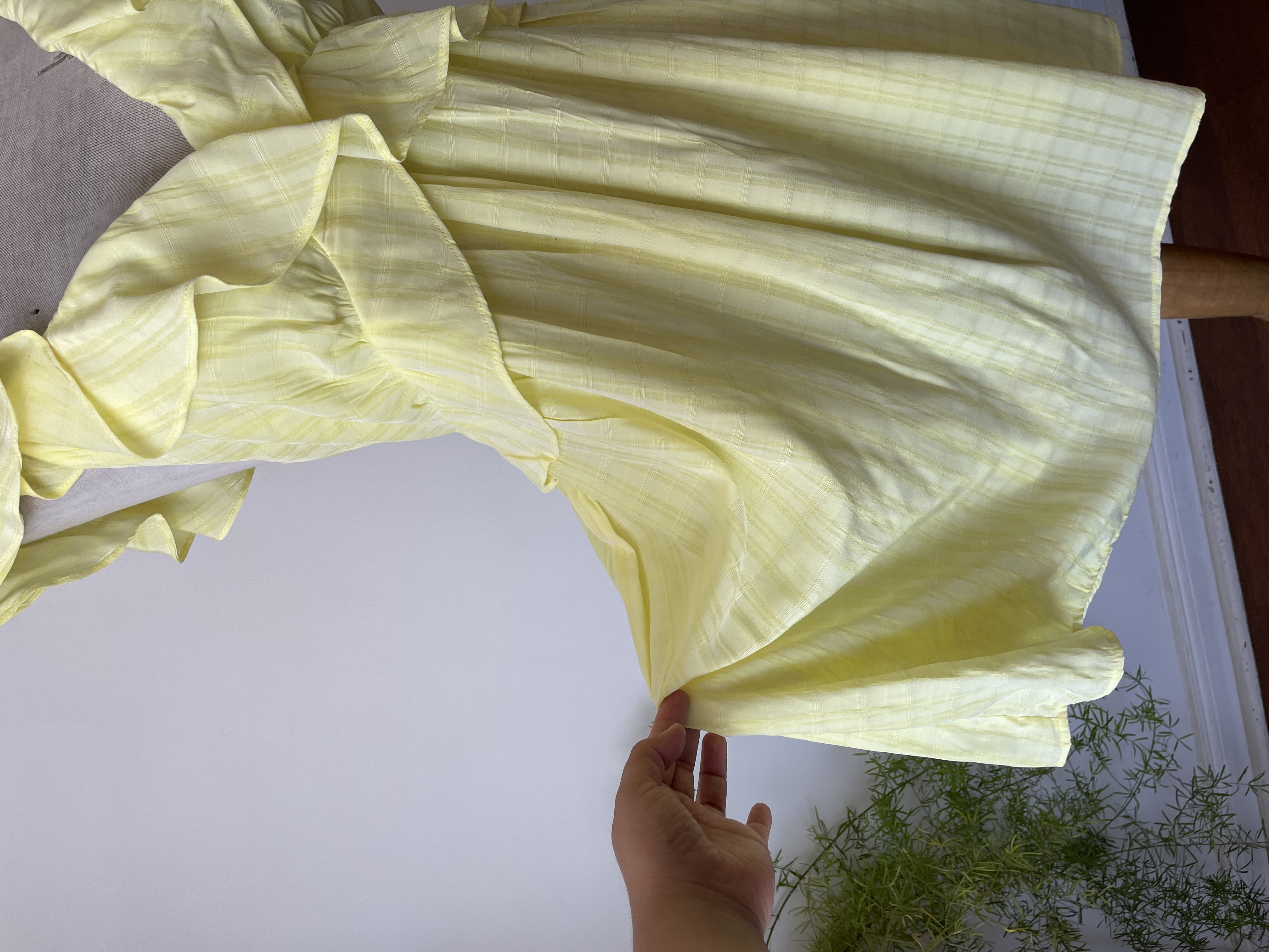 Vestido amarillo. Talla: L grande  3