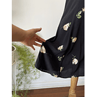 Vestido flores. Talla: 12 (L) 4