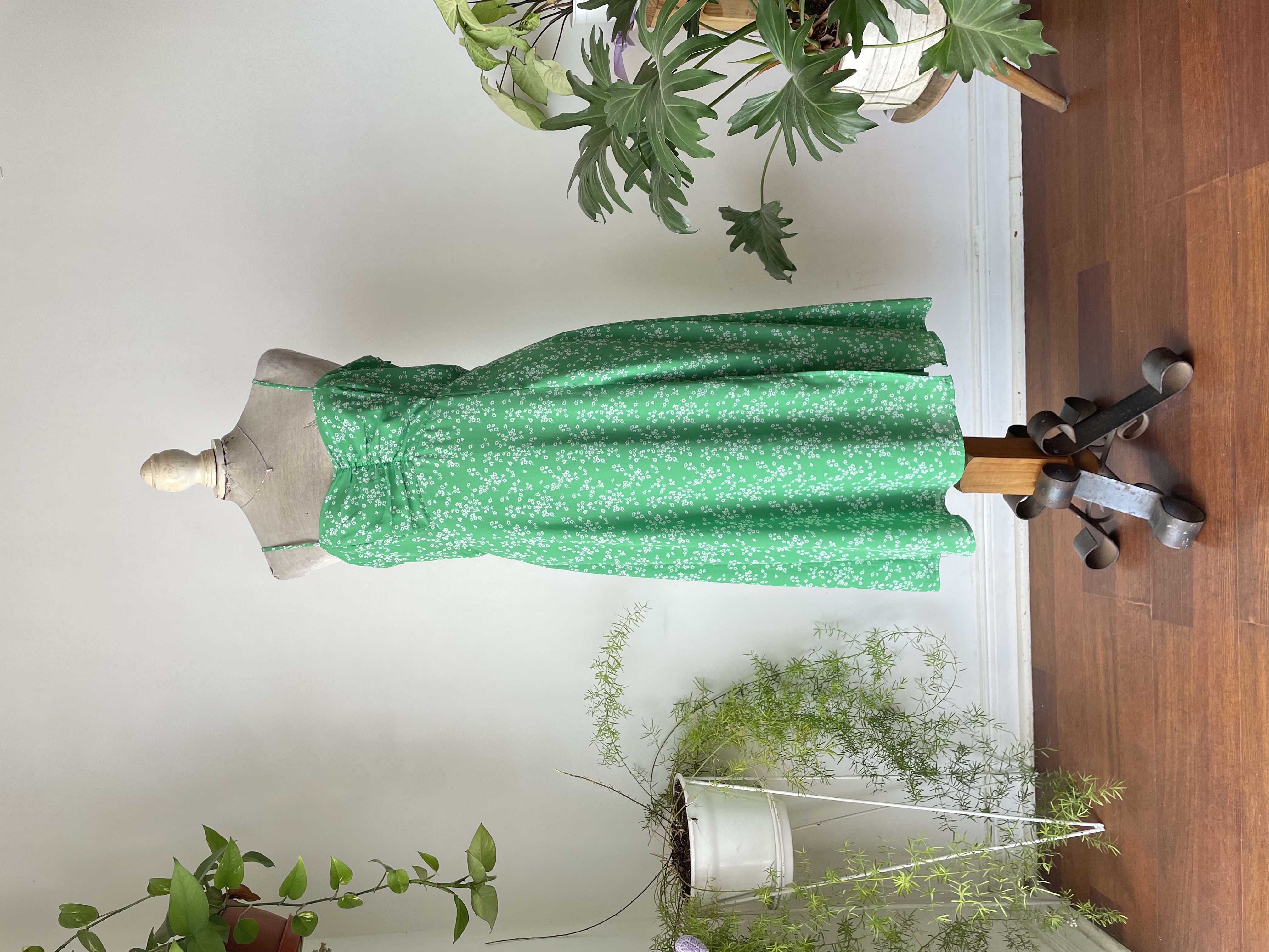 Vestido verde. Talla: L chico (M/L) 1