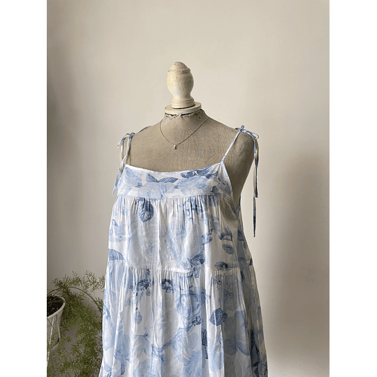 Solera floreada. Talla: L CHICO