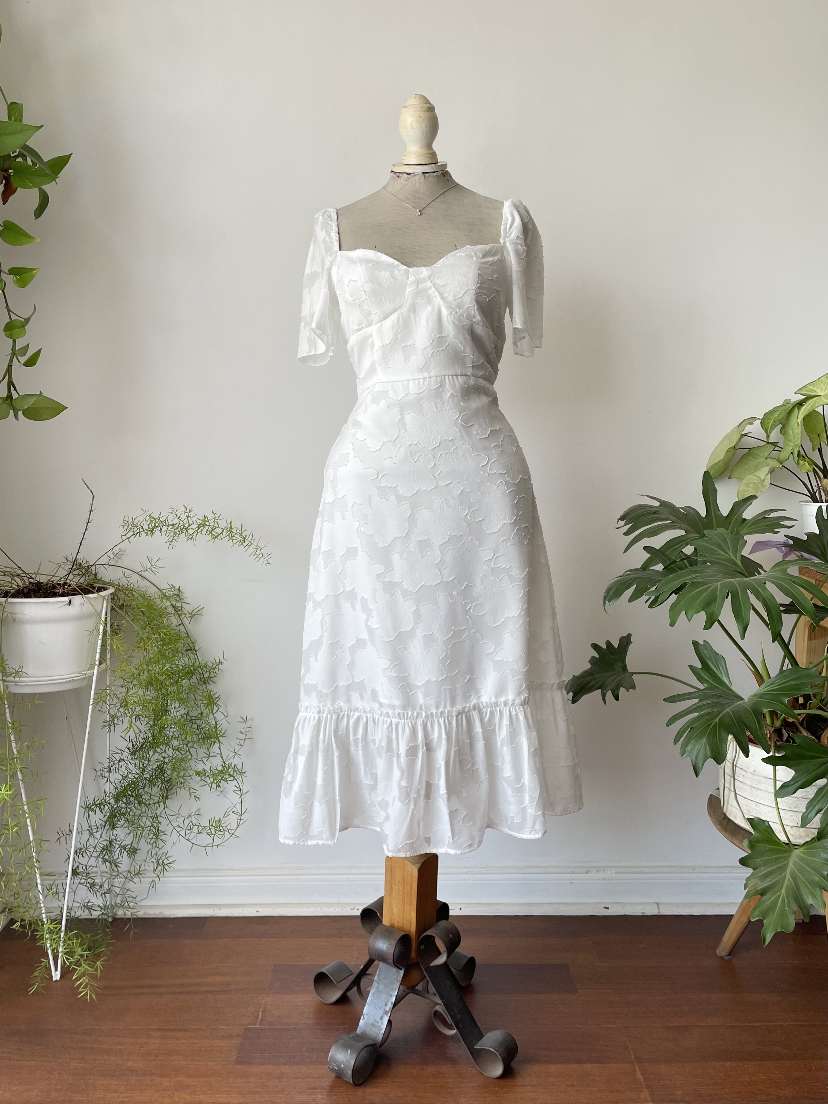 Vestido blanco bra. Talla: S 1