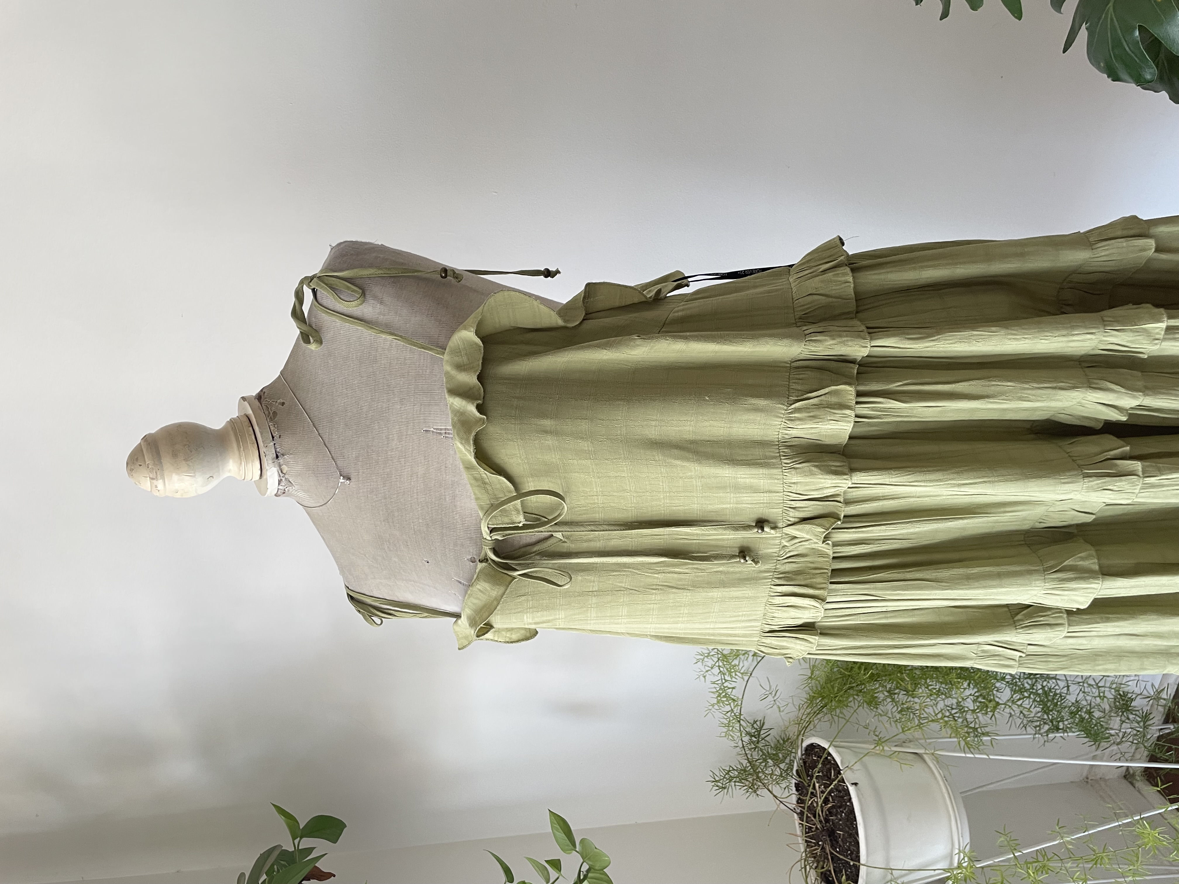 Vestido verde. Talla: 2X 2